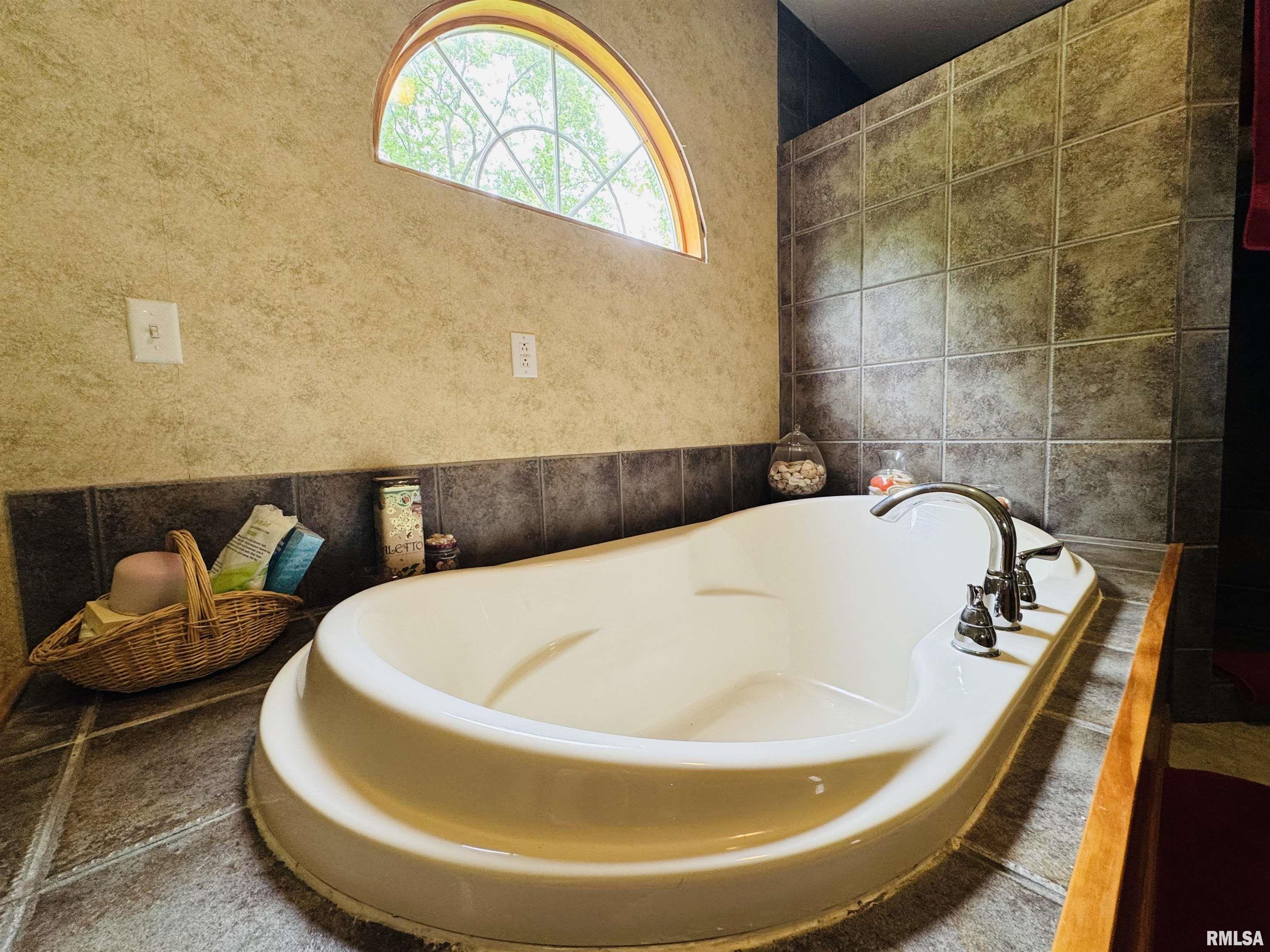 3621 Andrews Court, Salem, Illinois image 18