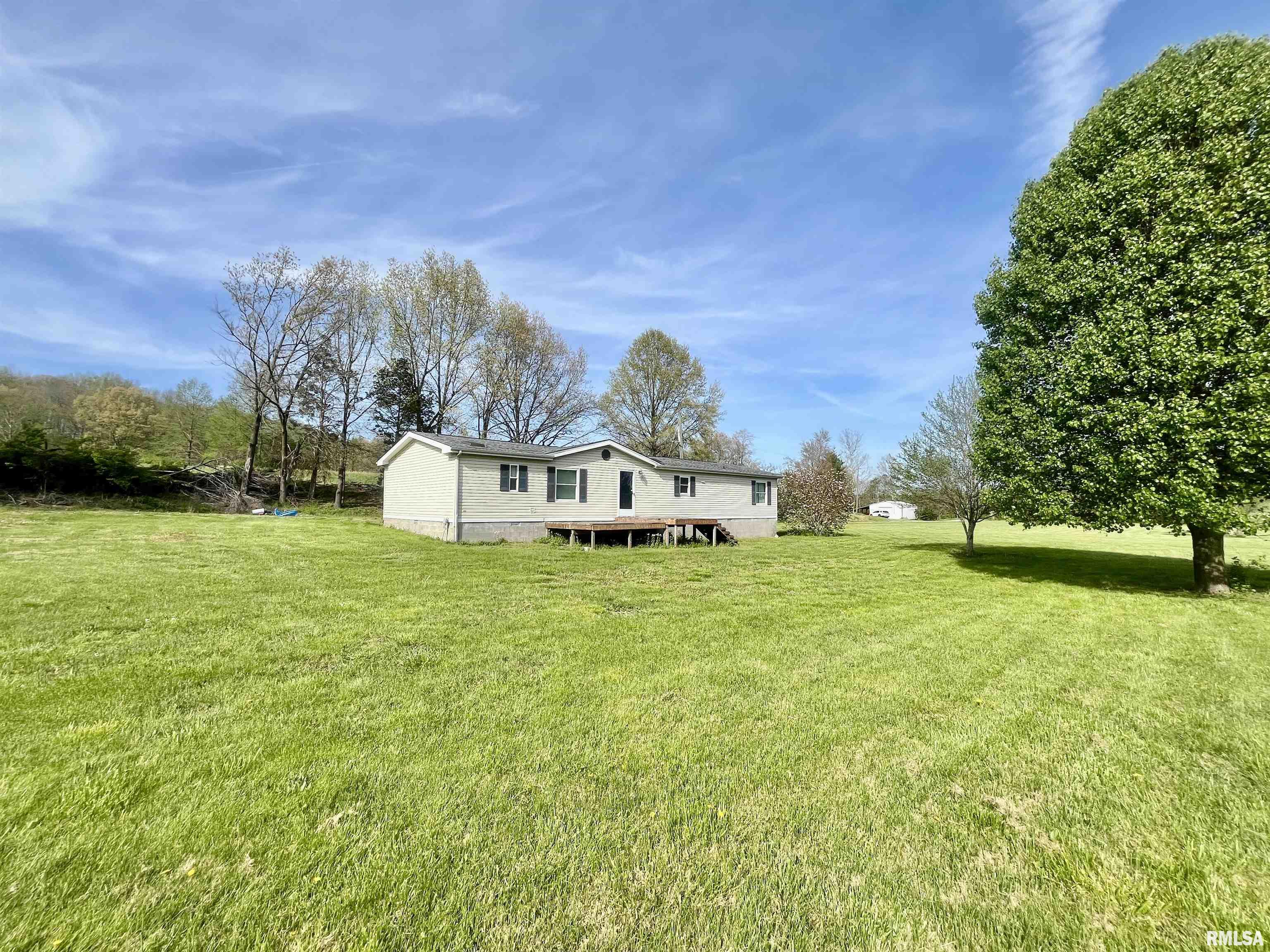 8065 E State Route 146 Highway, Grantsburg, Illinois image 3