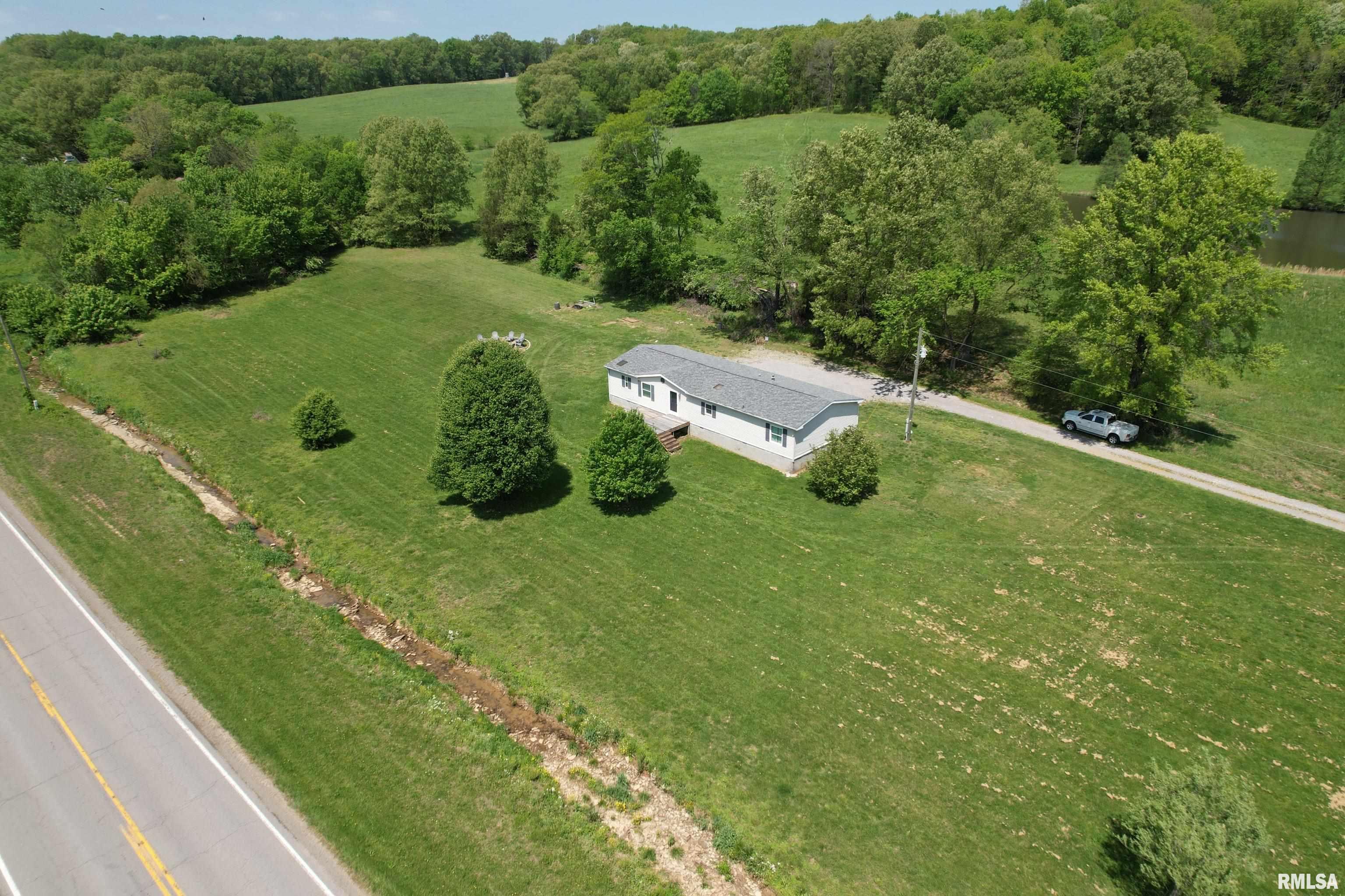 8065 E State Route 146 Highway, Grantsburg, Illinois image 38