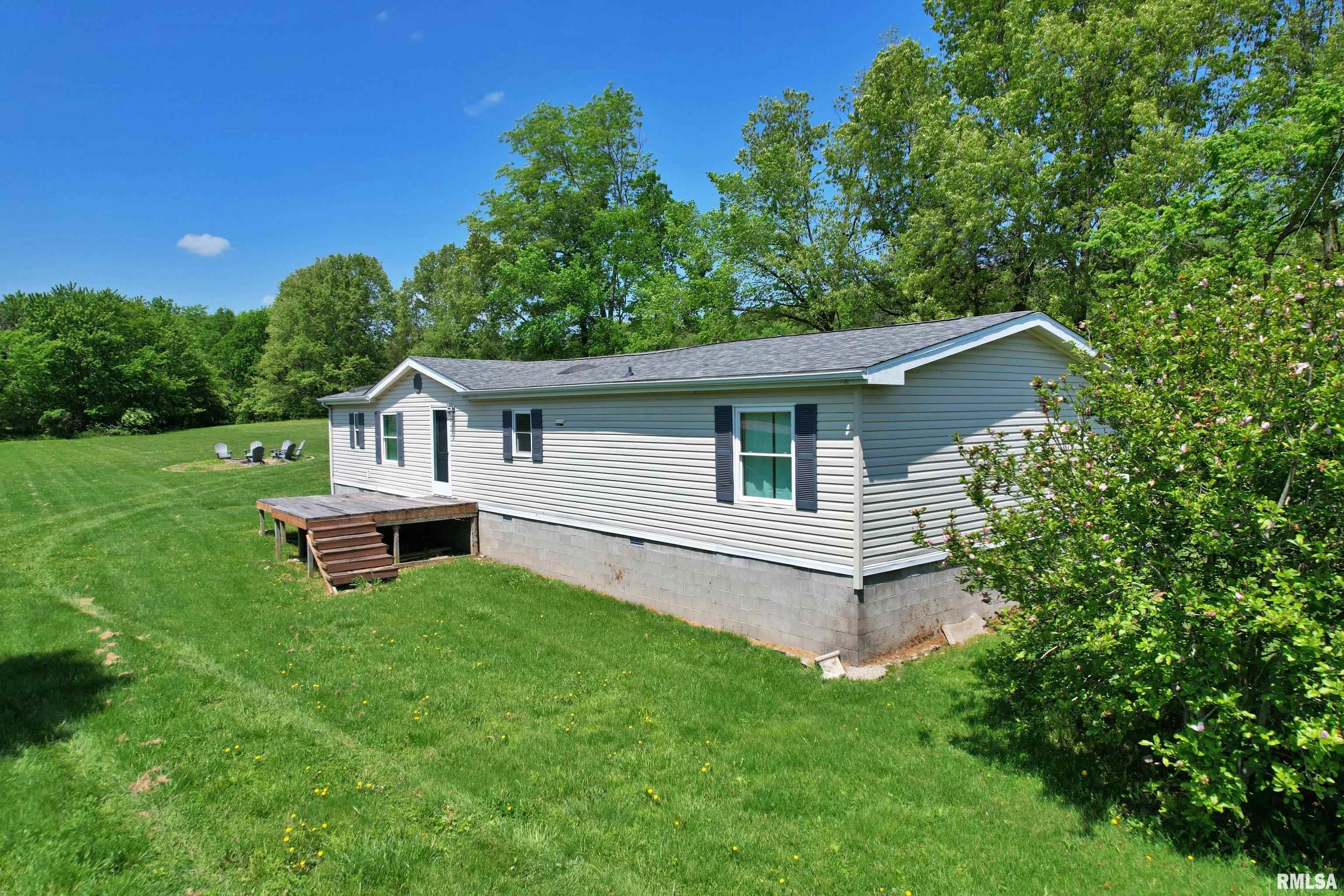 8065 E State Route 146 Highway, Grantsburg, Illinois image 31