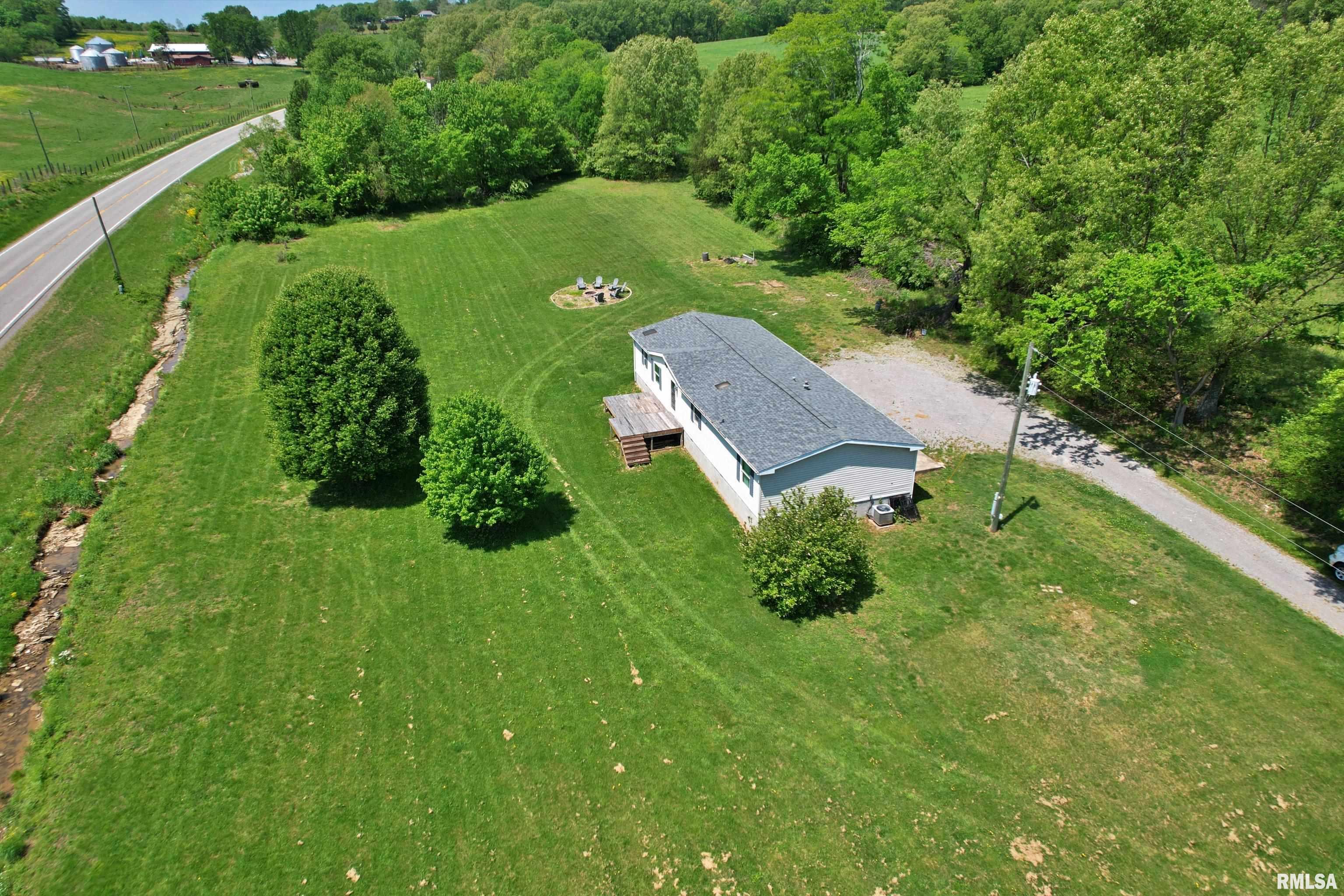 8065 E State Route 146 Highway, Grantsburg, Illinois image 40