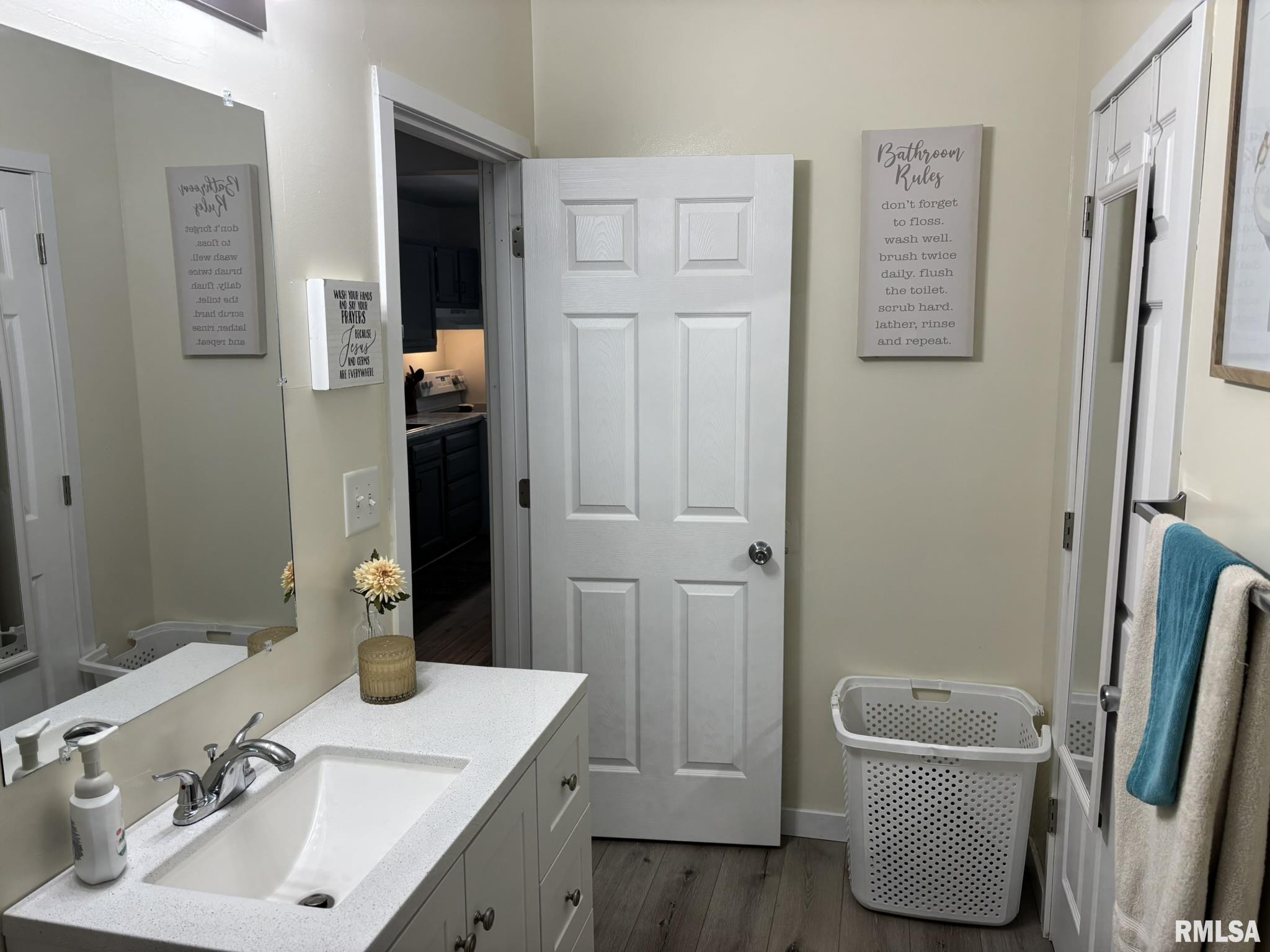 206 E Reed Street, Benton, Illinois image 34