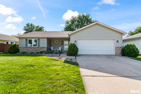 Homes For Sale - 6337 Kate Court<br/> Sangamon County, Springfield, IL 62712