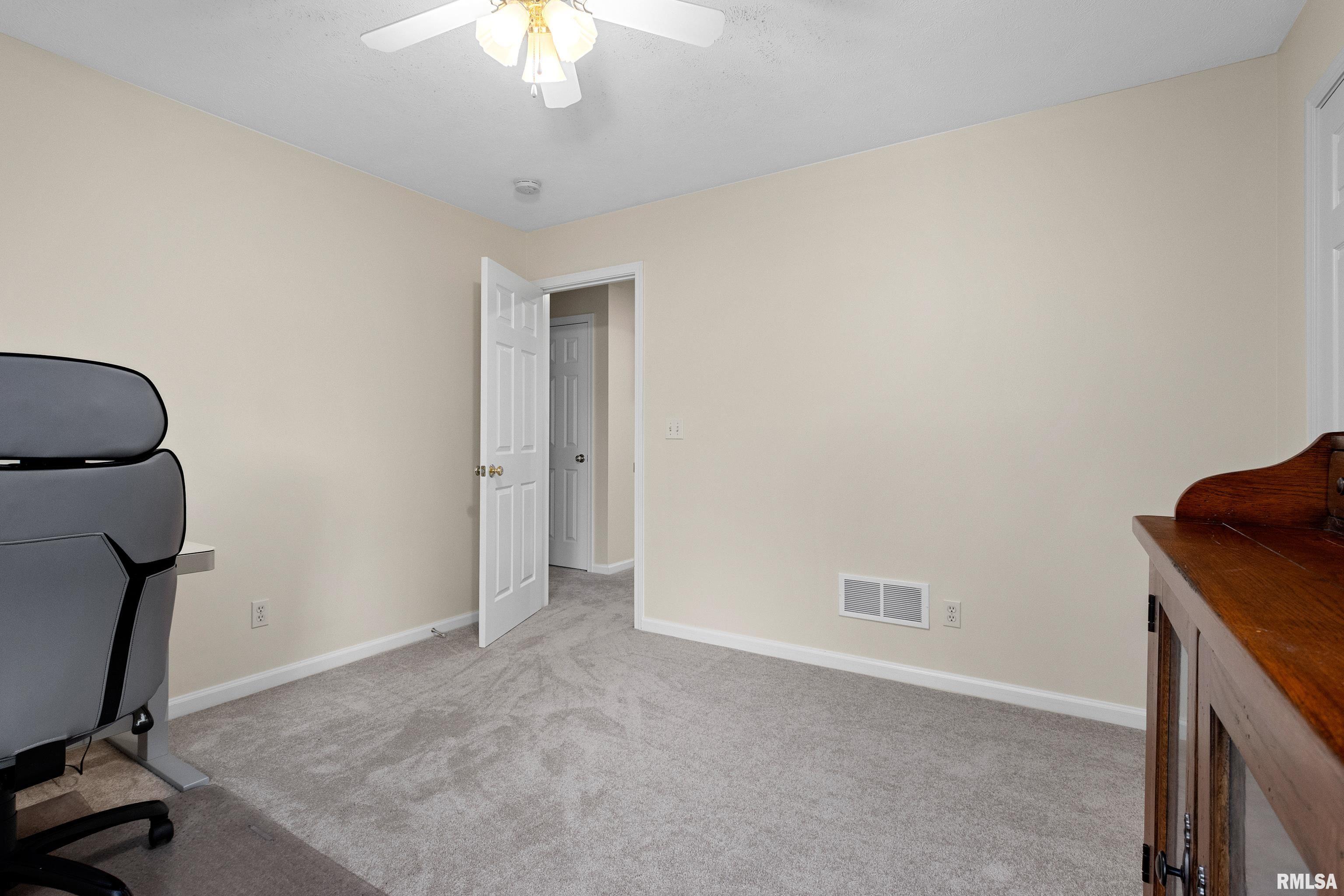 201 Stonecrop Road, Morton, Illinois image 42