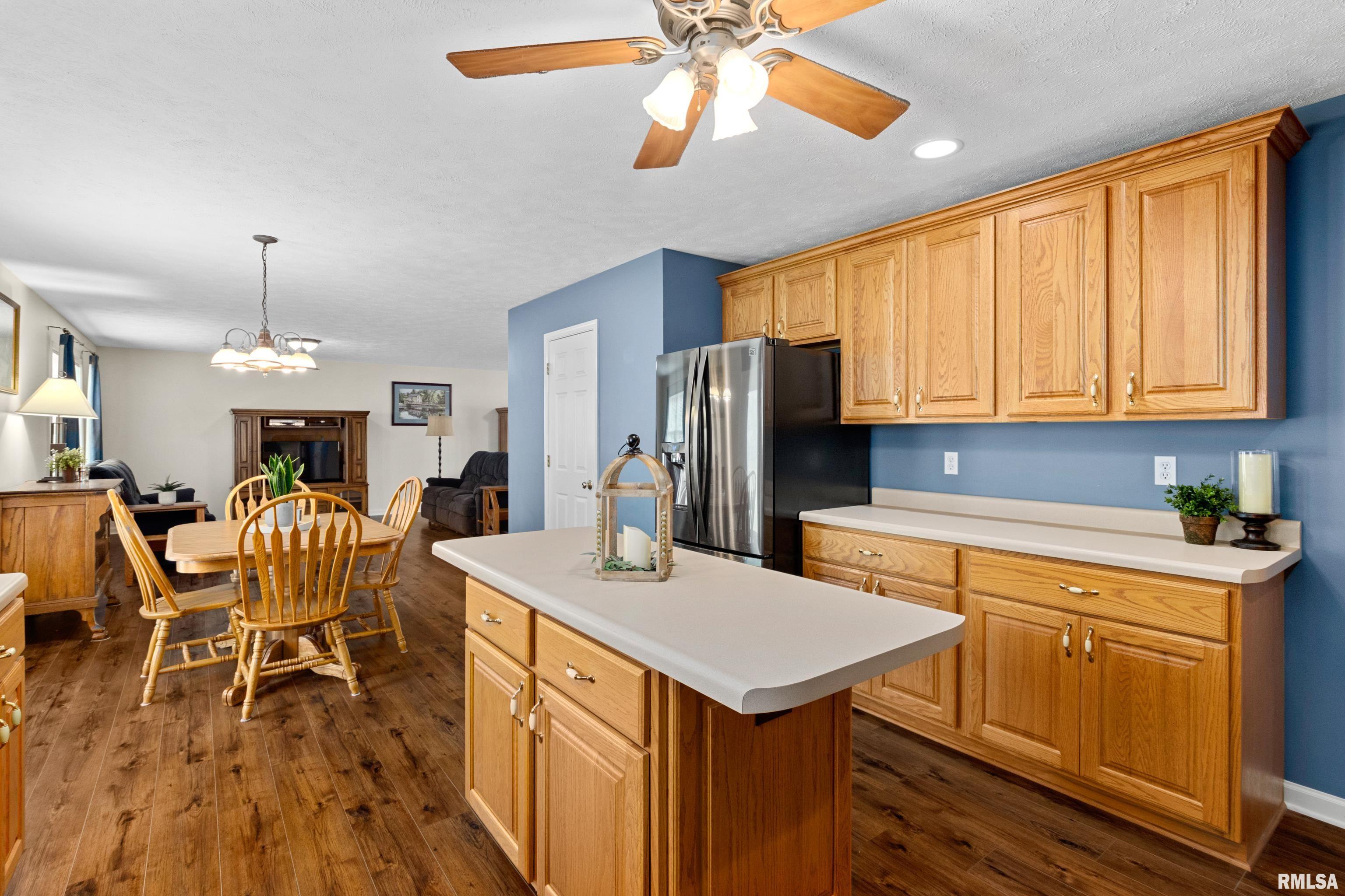 201 Stonecrop Road, Morton, Illinois image 21