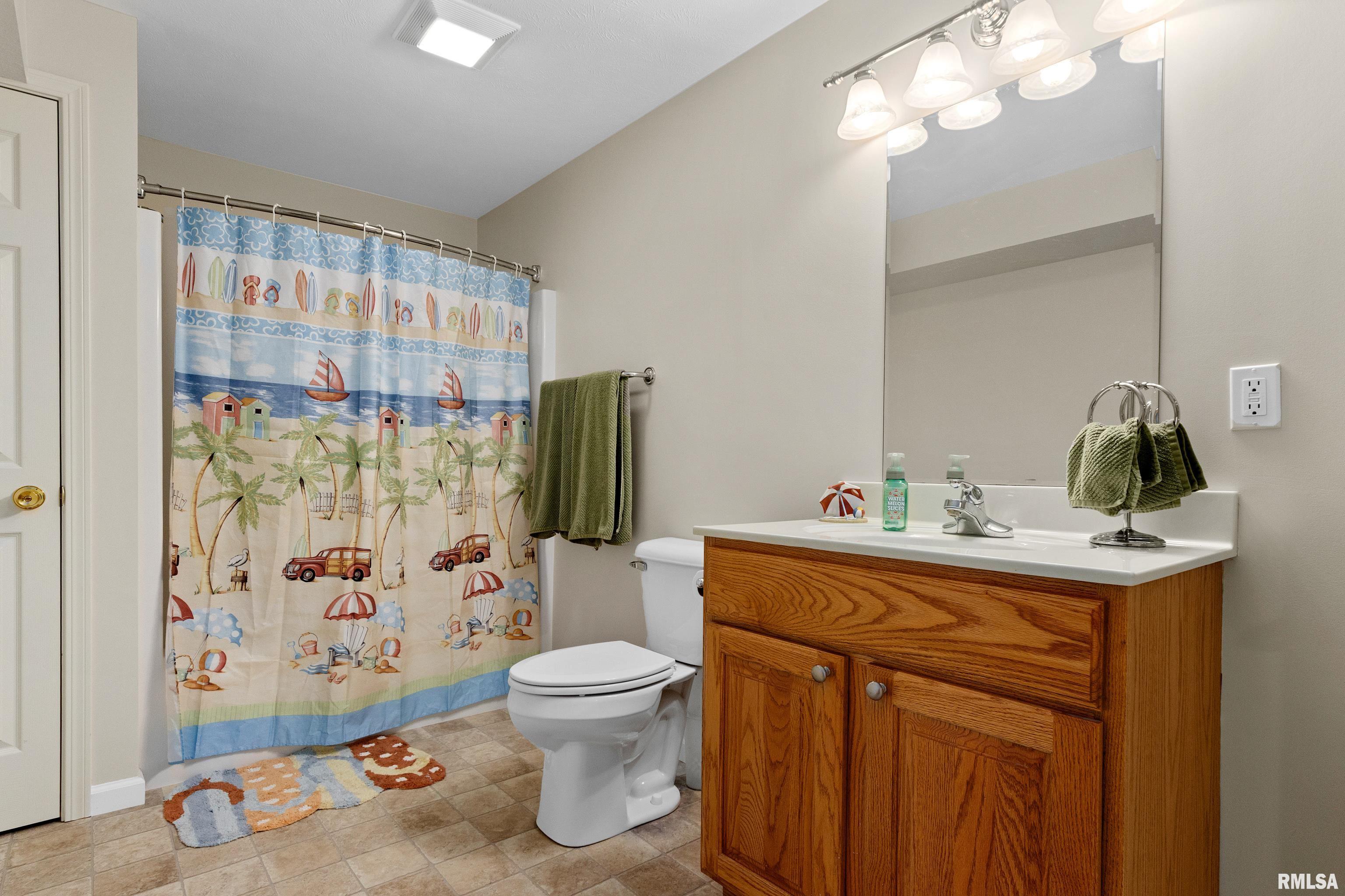 201 Stonecrop Road, Morton, Illinois image 48