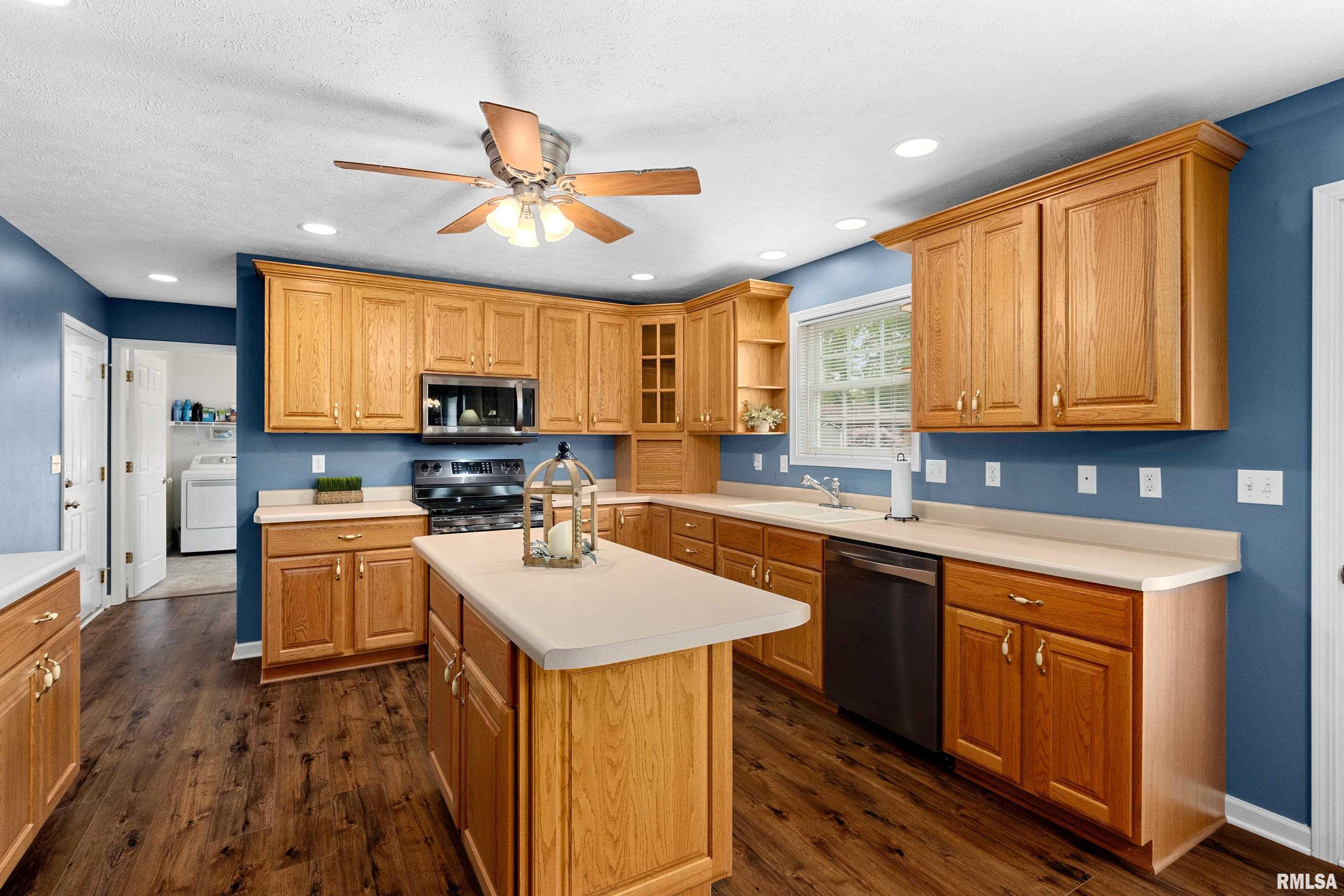 201 Stonecrop Road, Morton, Illinois image 19
