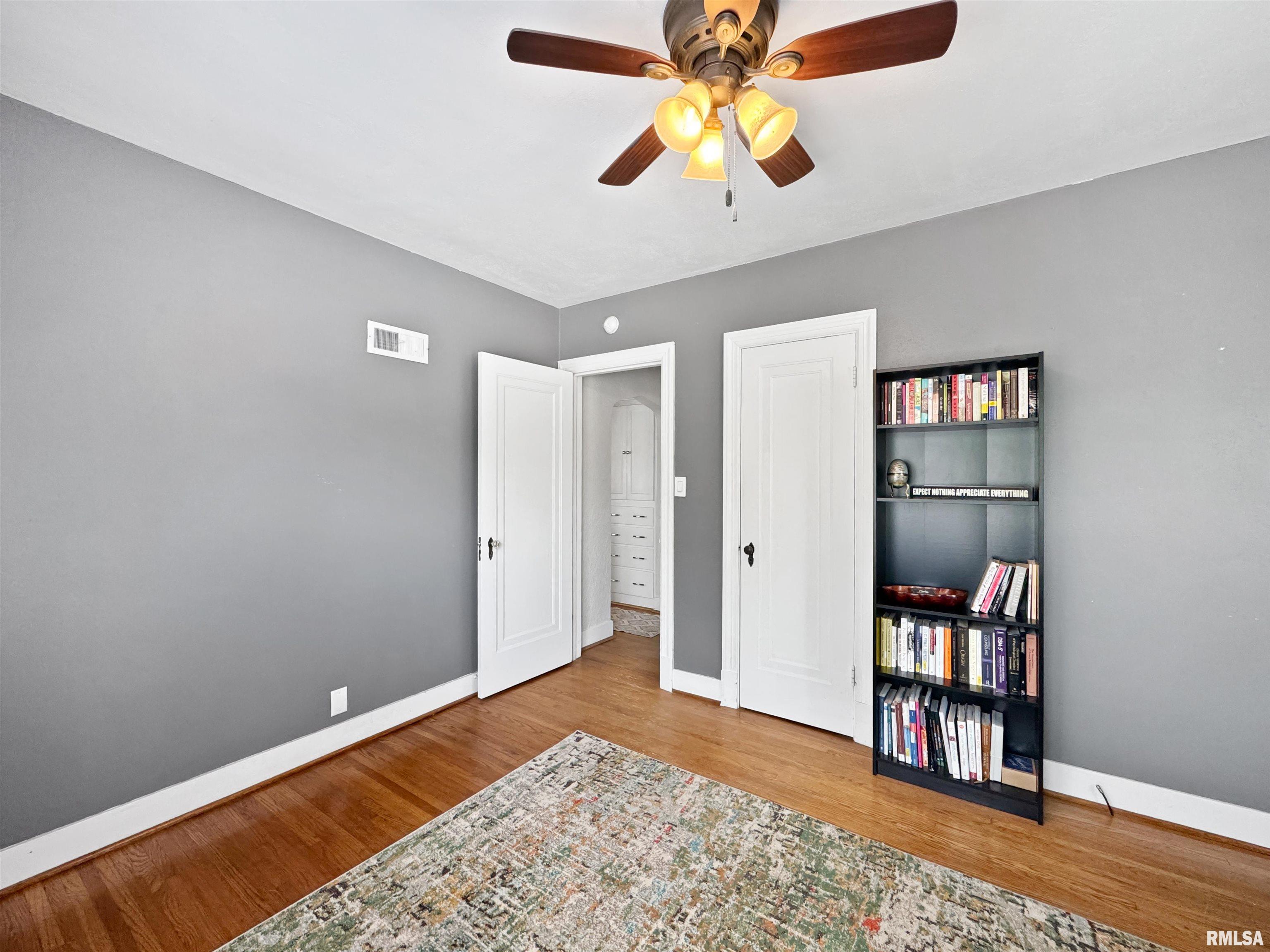 1107 E Elmhurst Avenue, Peoria, Illinois image 16