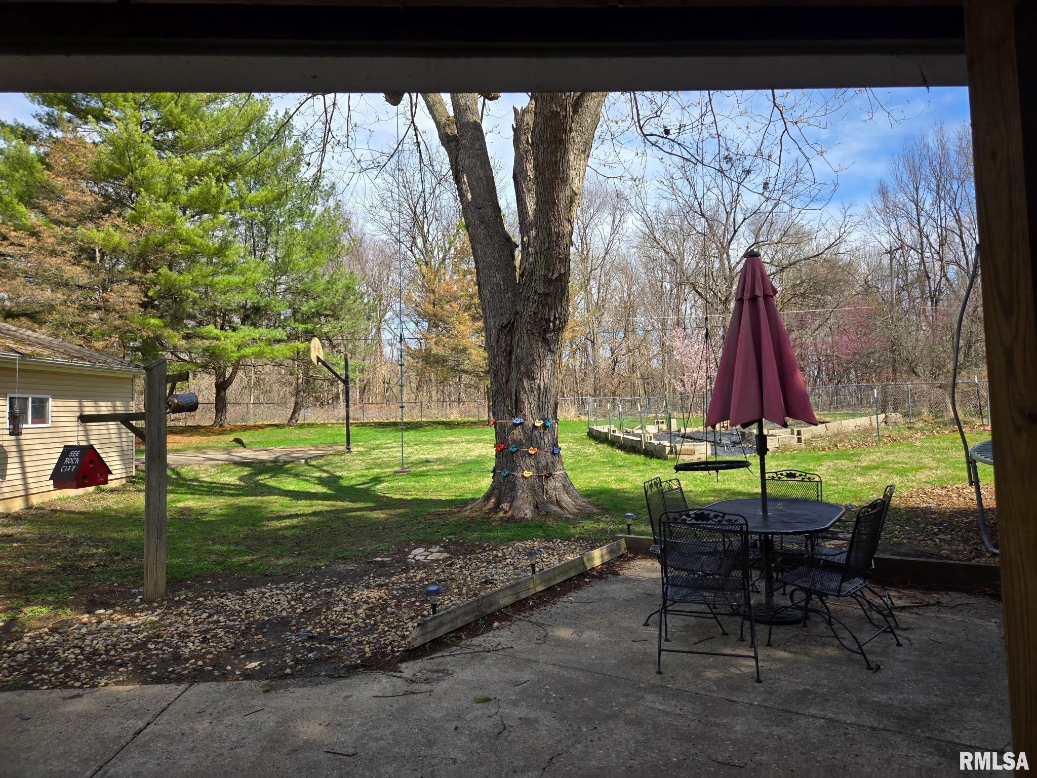 235 Van Dyke Drive, Canton, Illinois image 2