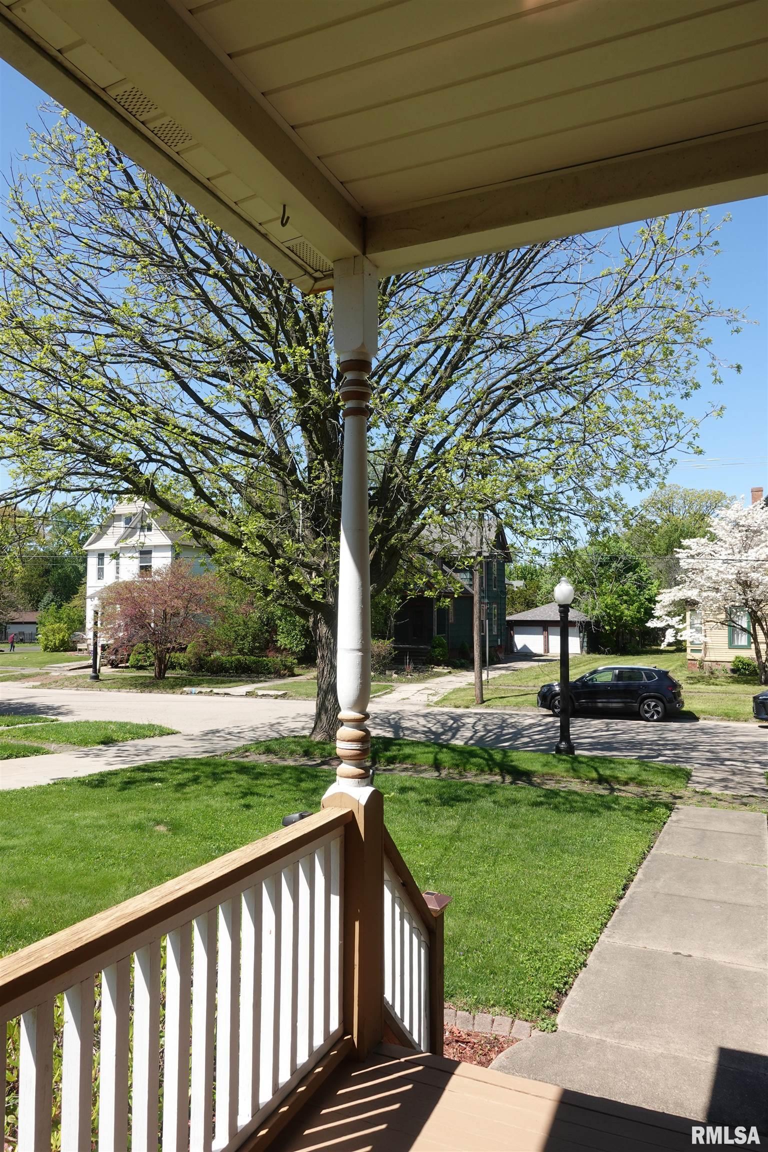 911 Willard Street, Galesburg, Illinois image 10