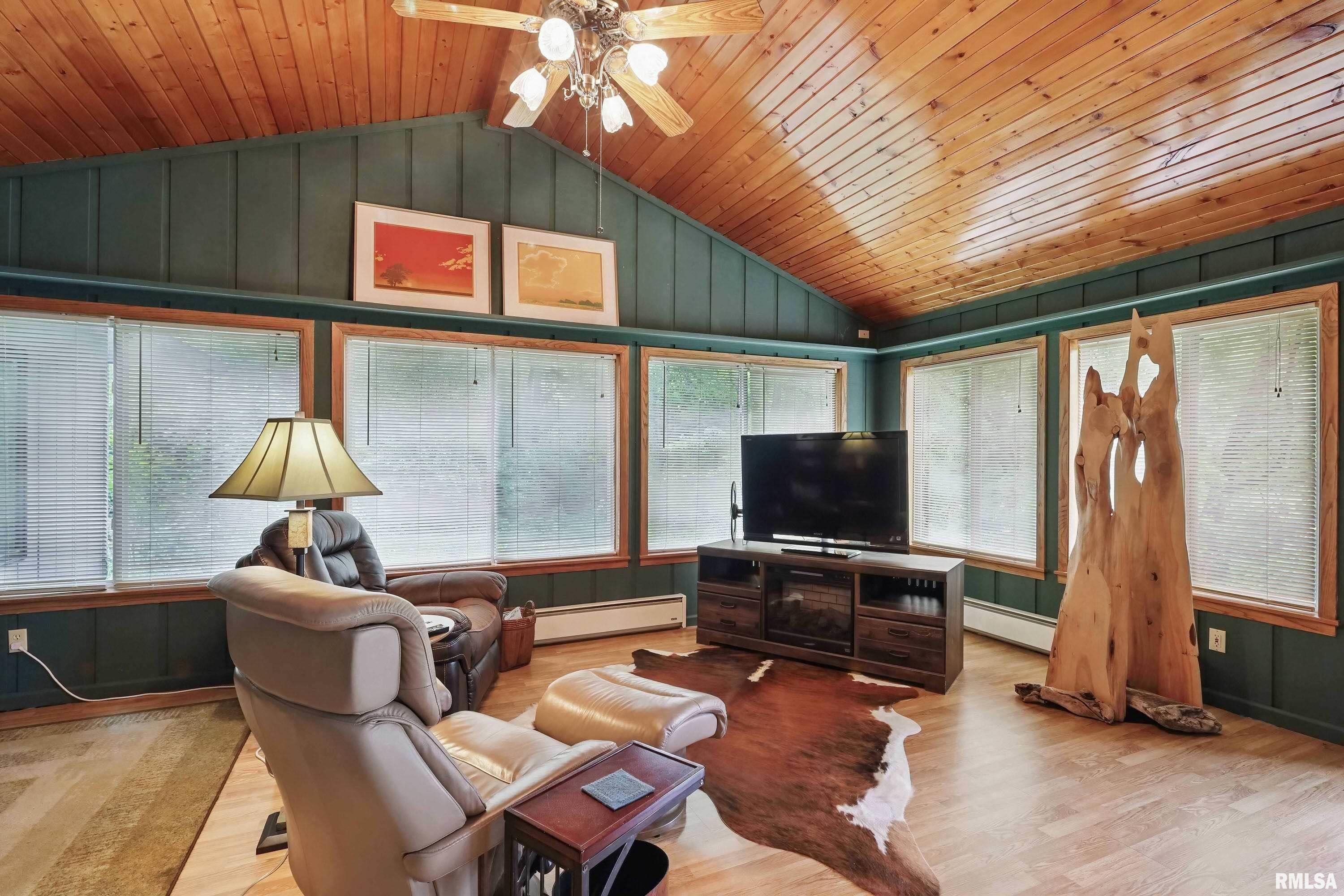 47 W Timberline Drive, Blue Grass, Iowa image 21