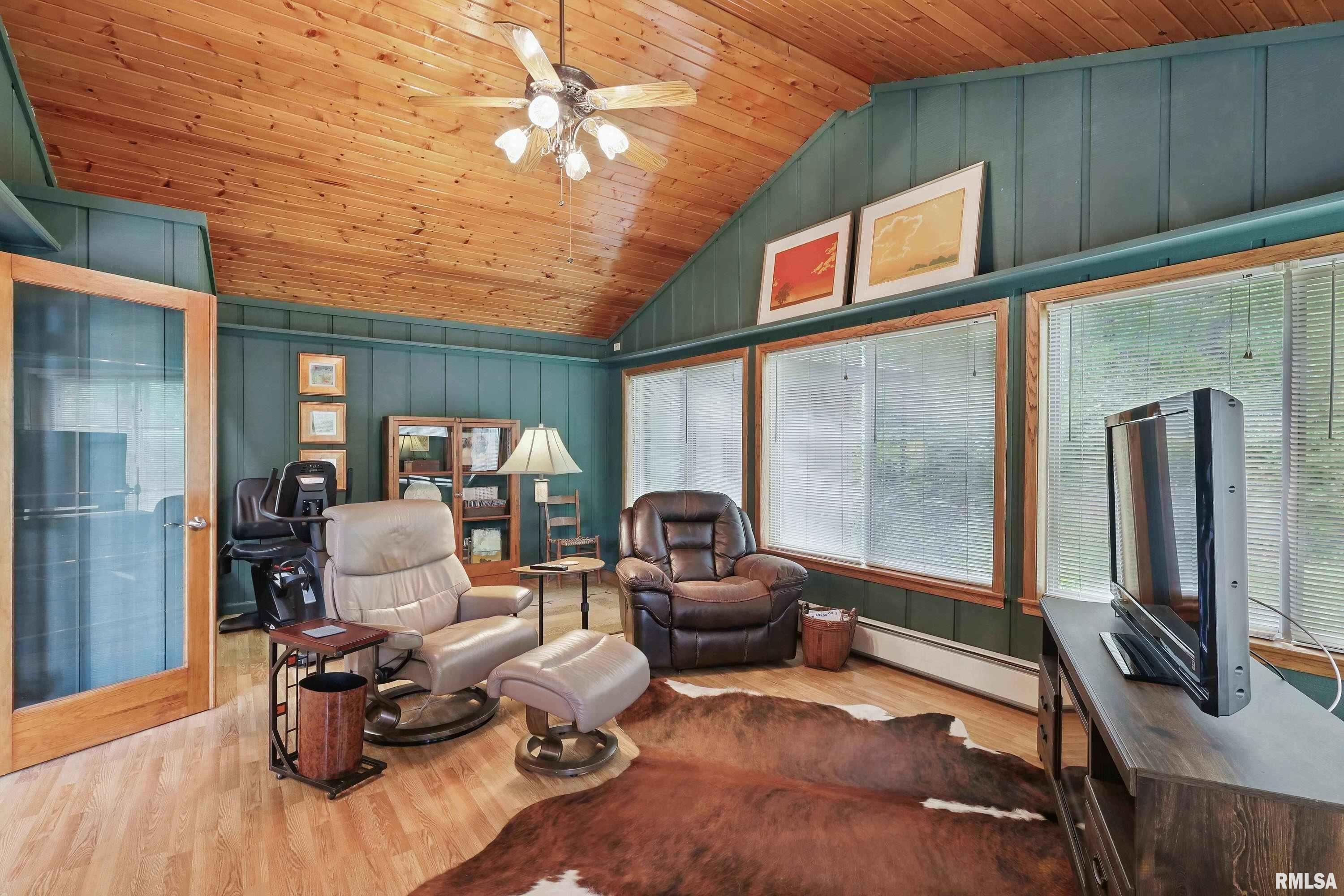 47 W Timberline Drive, Blue Grass, Iowa image 22