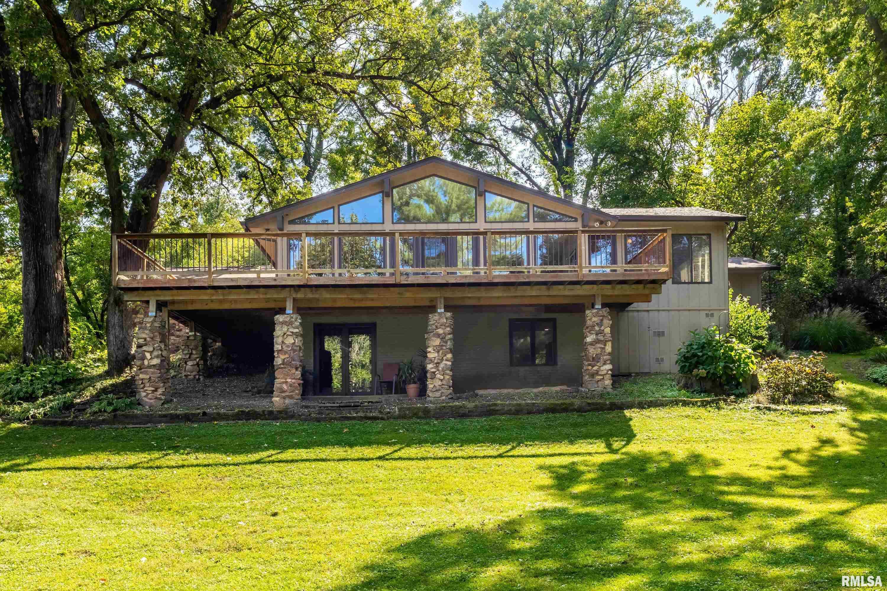 47 W Timberline Drive, Blue Grass, Iowa image 6