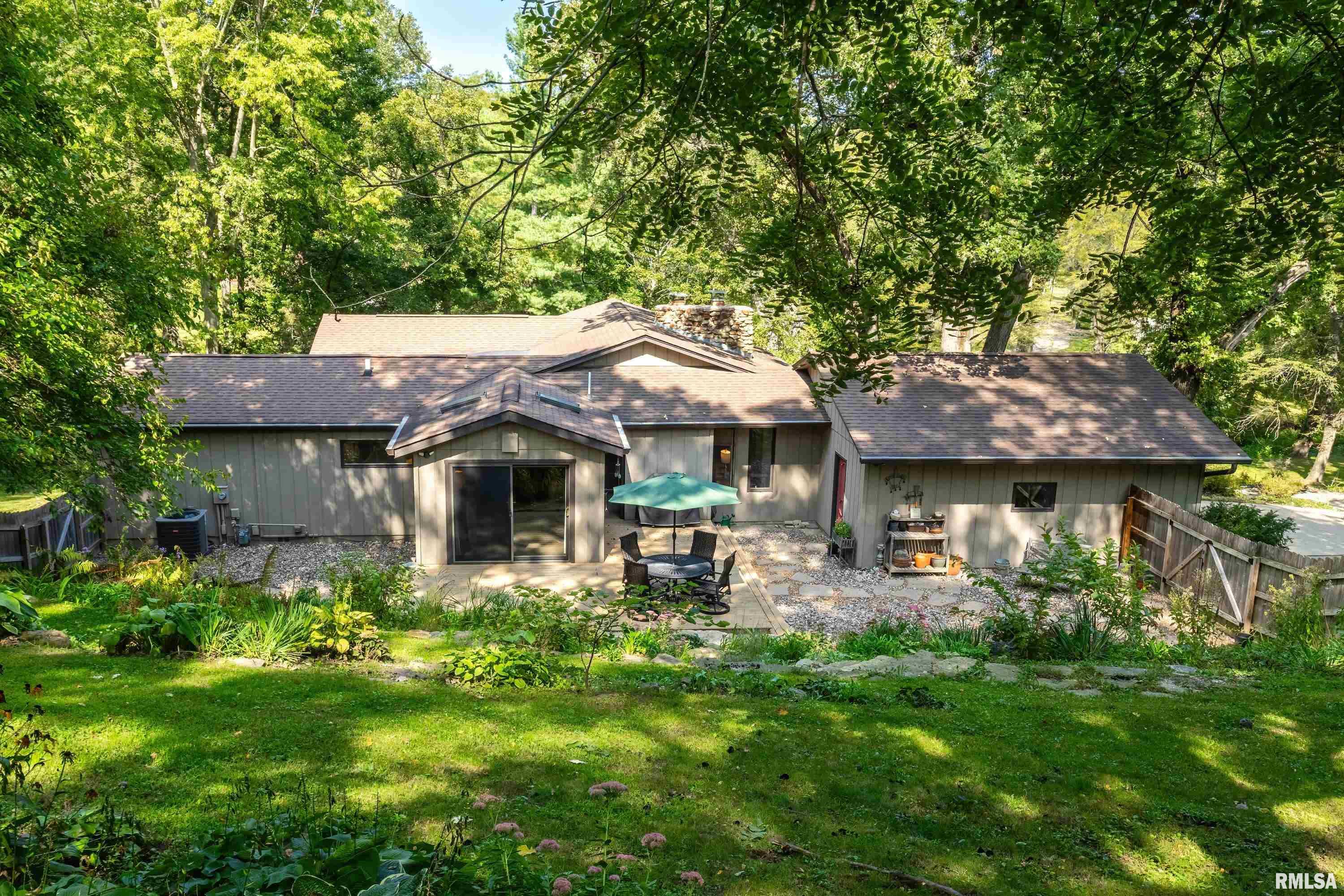 47 W Timberline Drive, Blue Grass, Iowa image 35