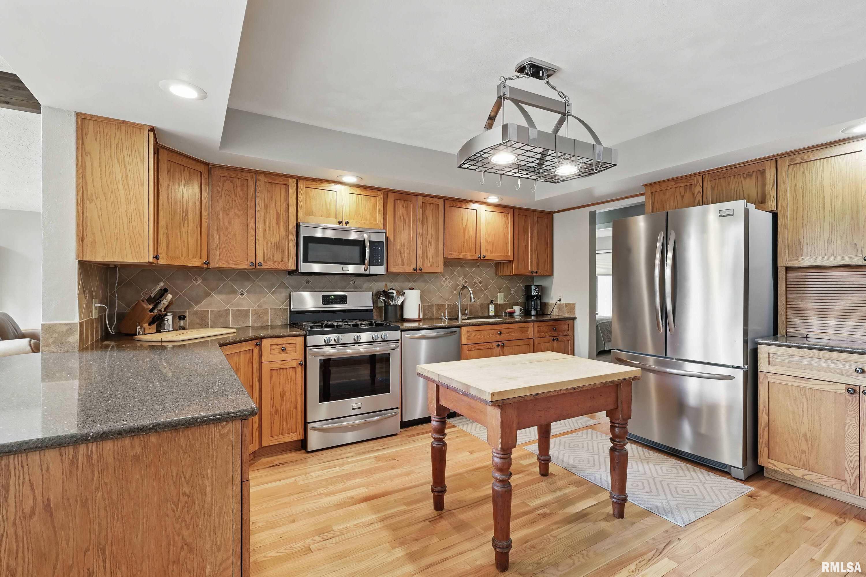 47 W Timberline Drive, Blue Grass, Iowa image 18