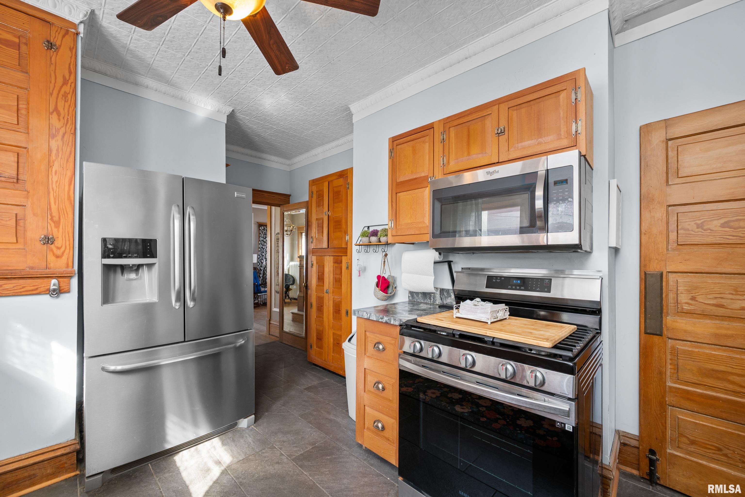 1601 21st Street, Rock Island, Illinois image 13