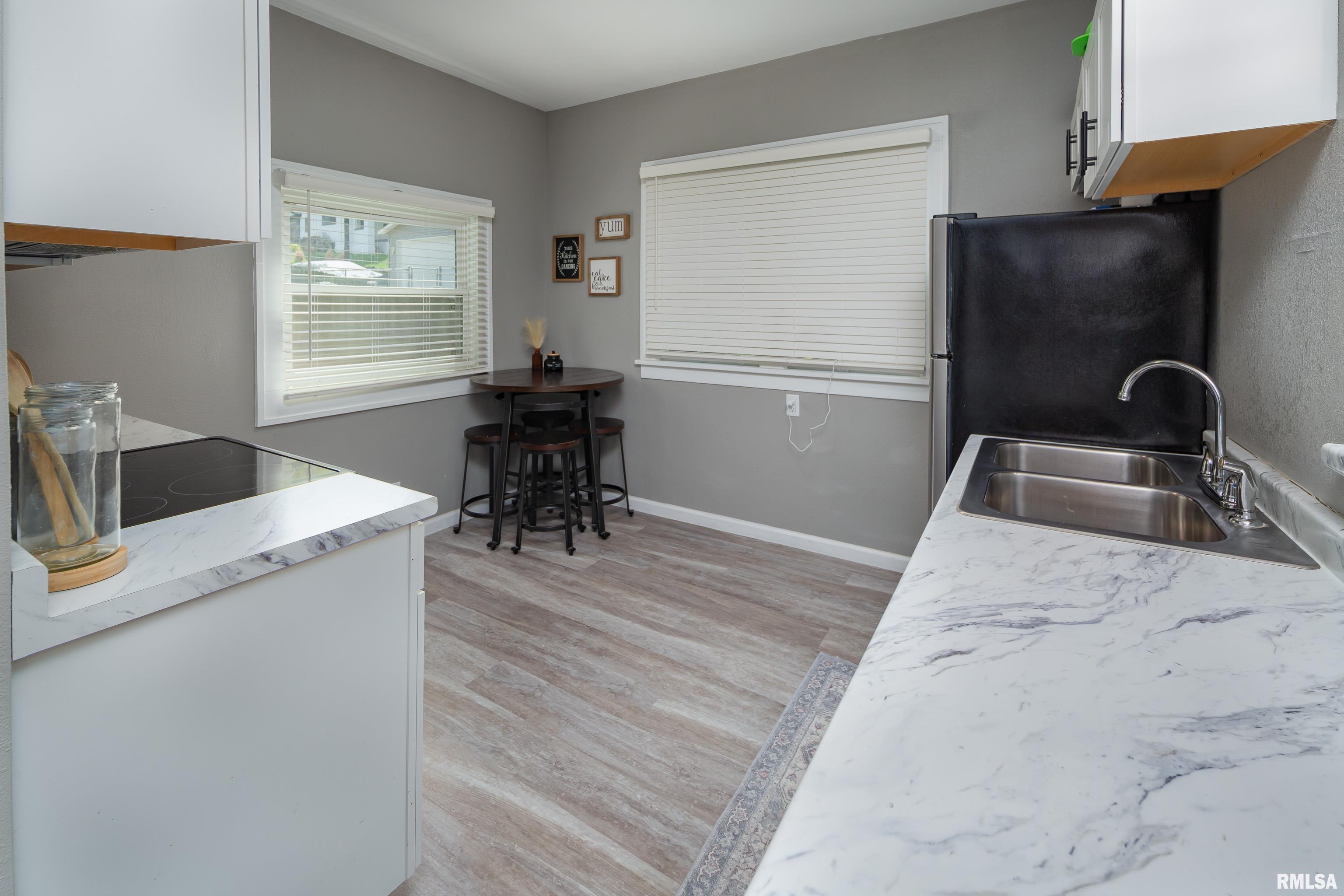 1037 22nd Street, Rock Island, Illinois image 12