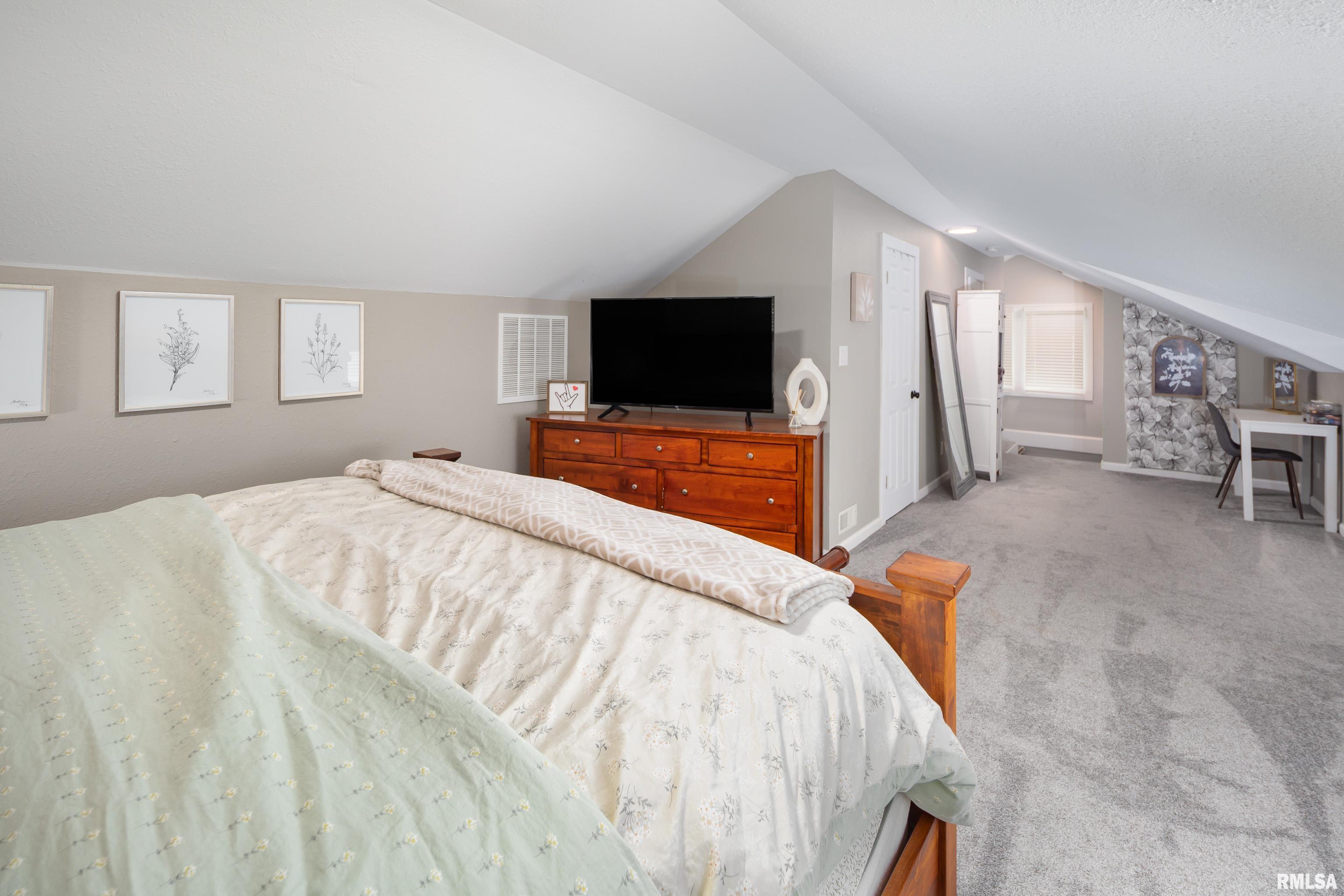 1037 22nd Street, Rock Island, Illinois image 25