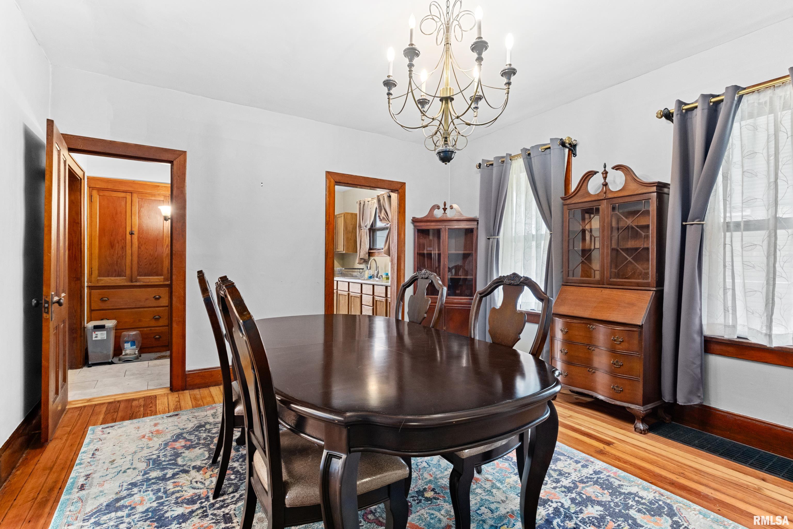 421 State Street, Pekin, Illinois image 9