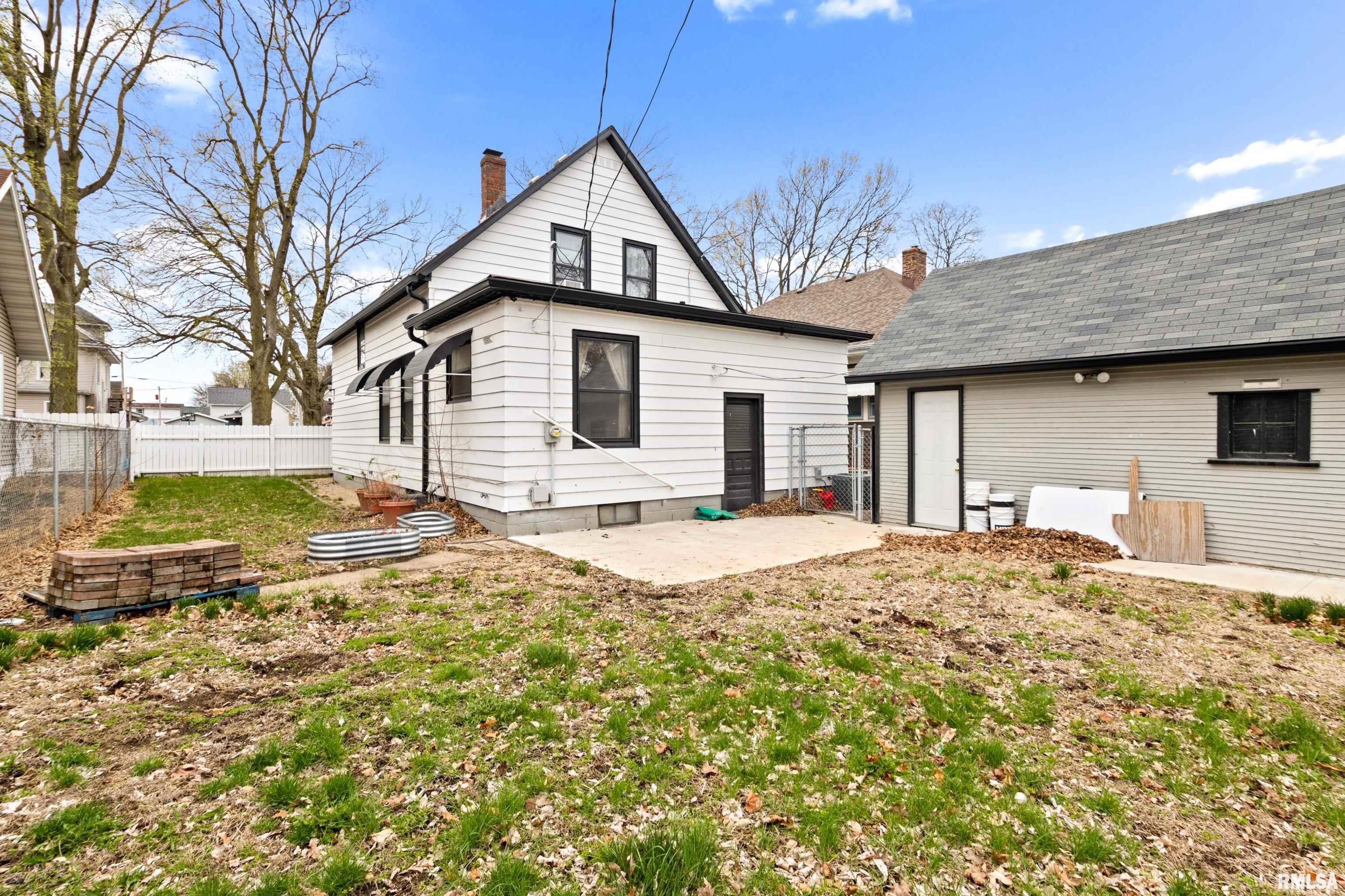 421 State Street, Pekin, Illinois image 28