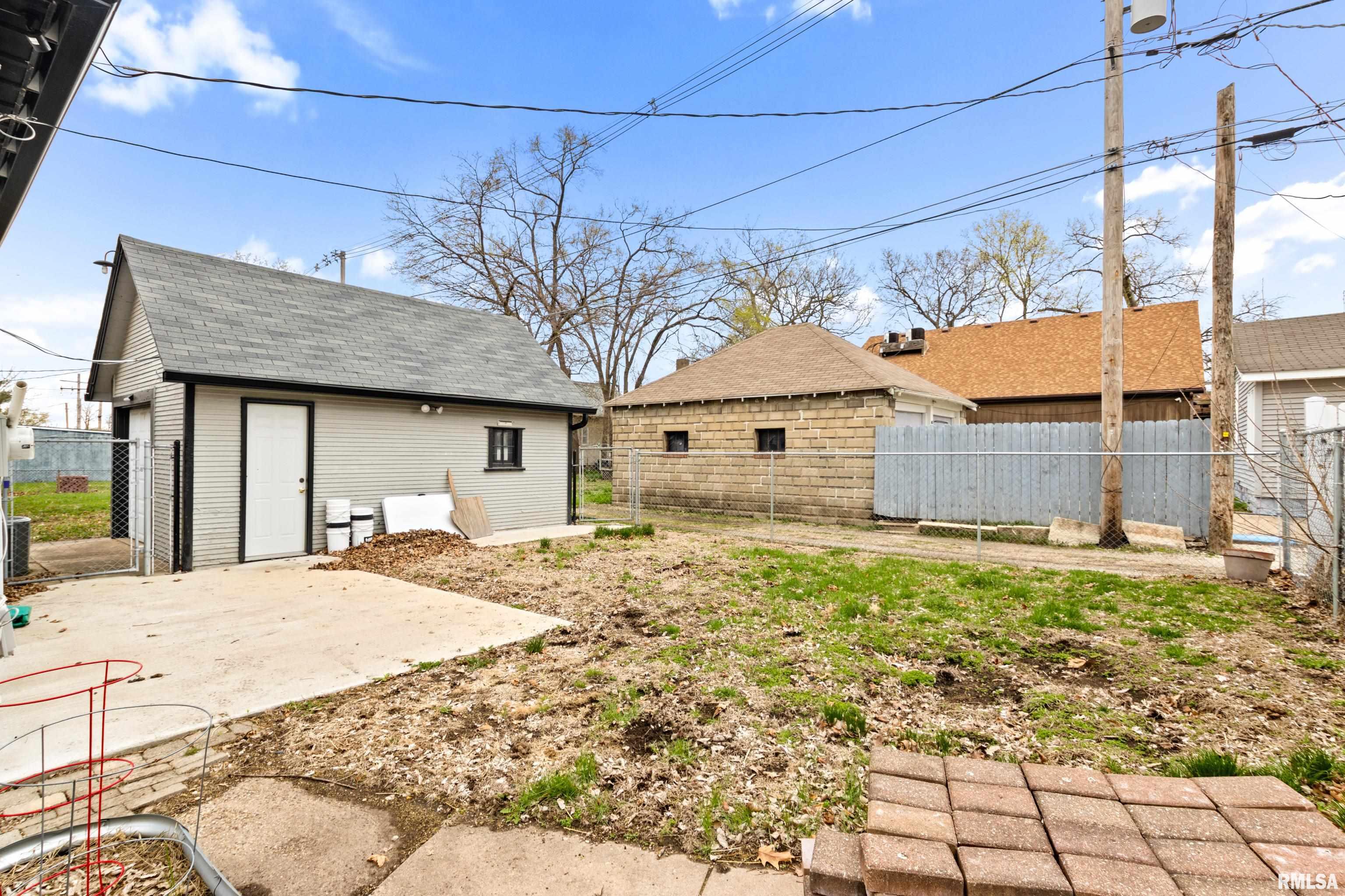 421 State Street, Pekin, Illinois image 32