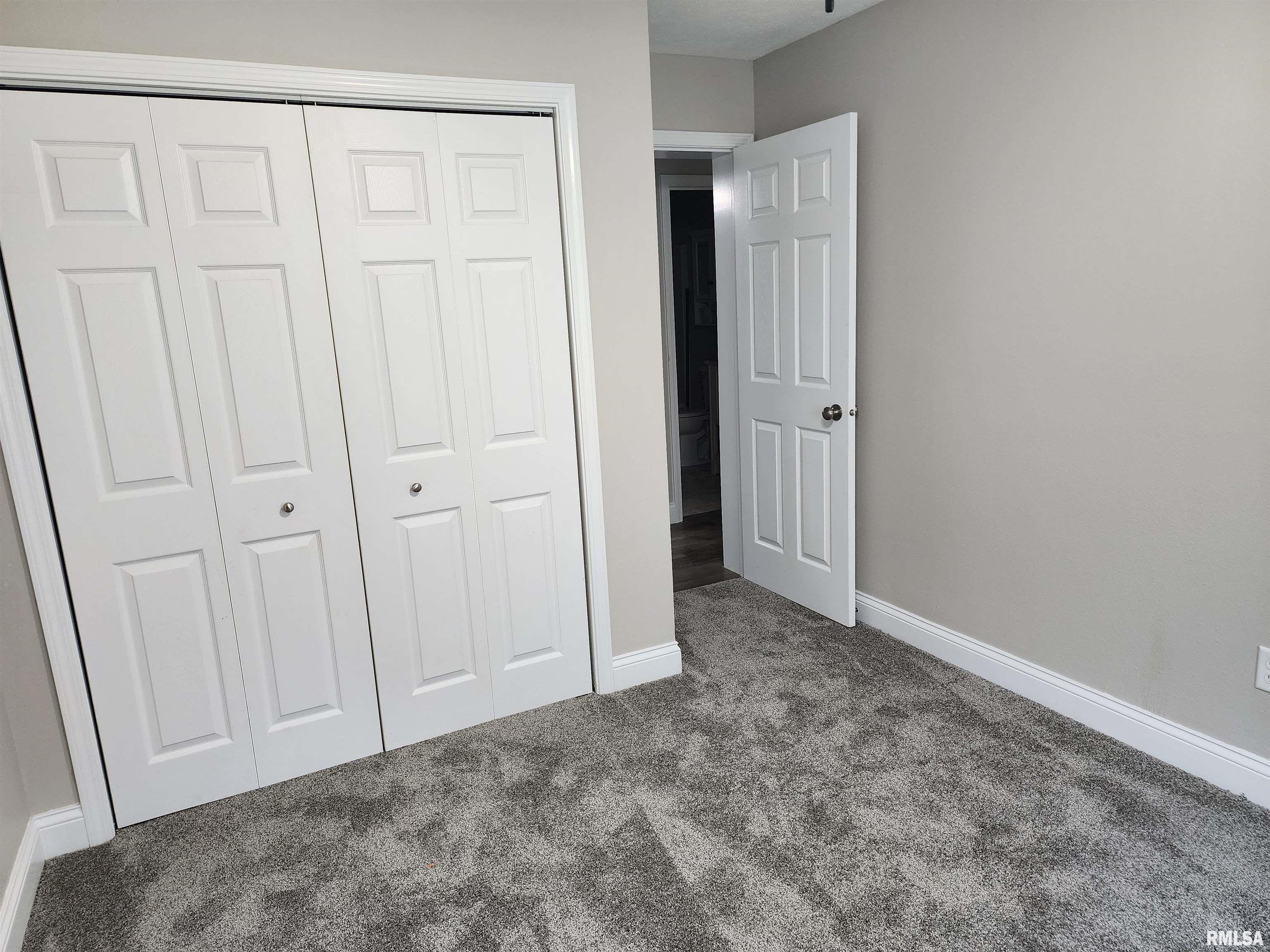 208 Elm Street, Dawson, Illinois image 15
