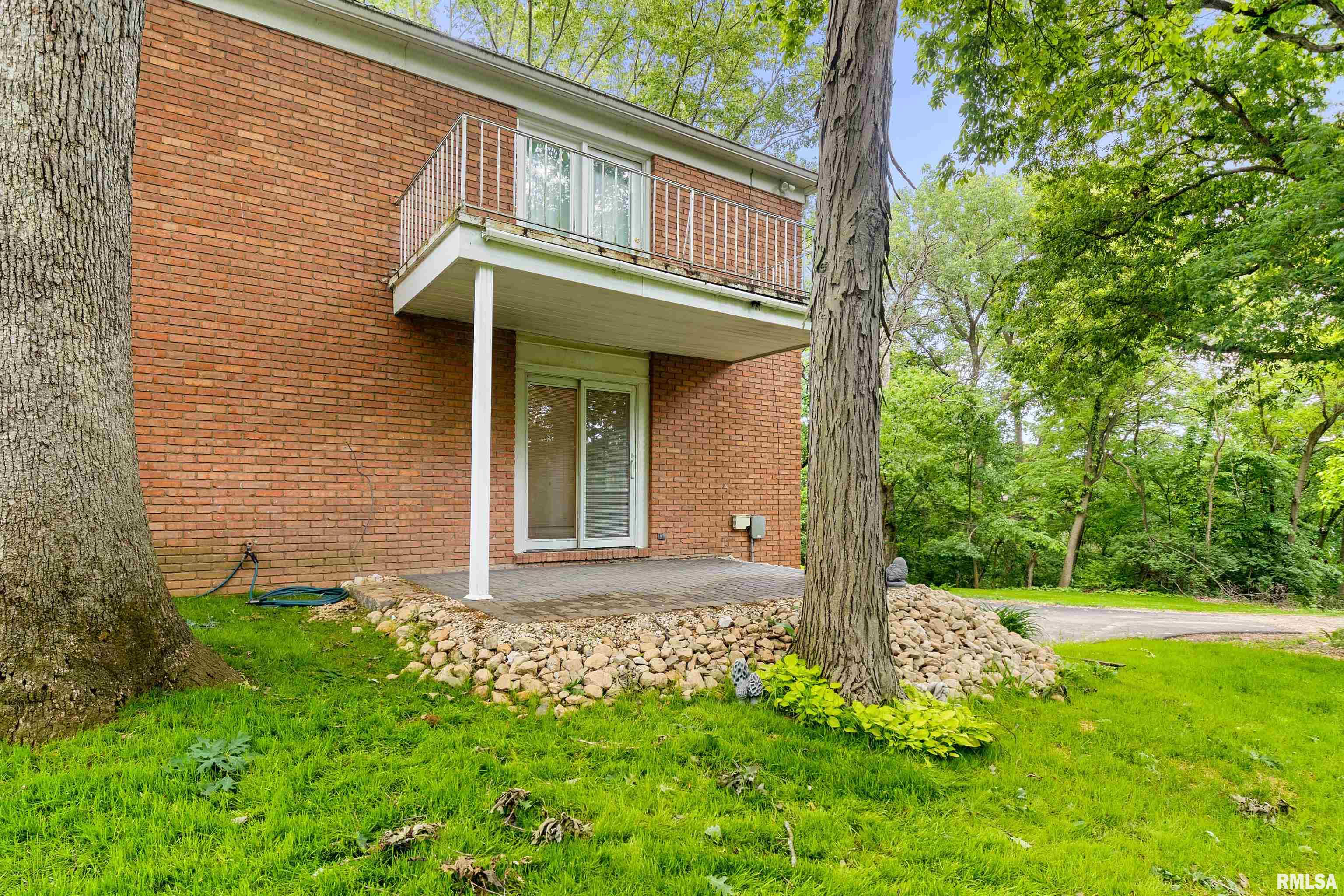 335 Country Club Drive #A, Pekin, Illinois image 7