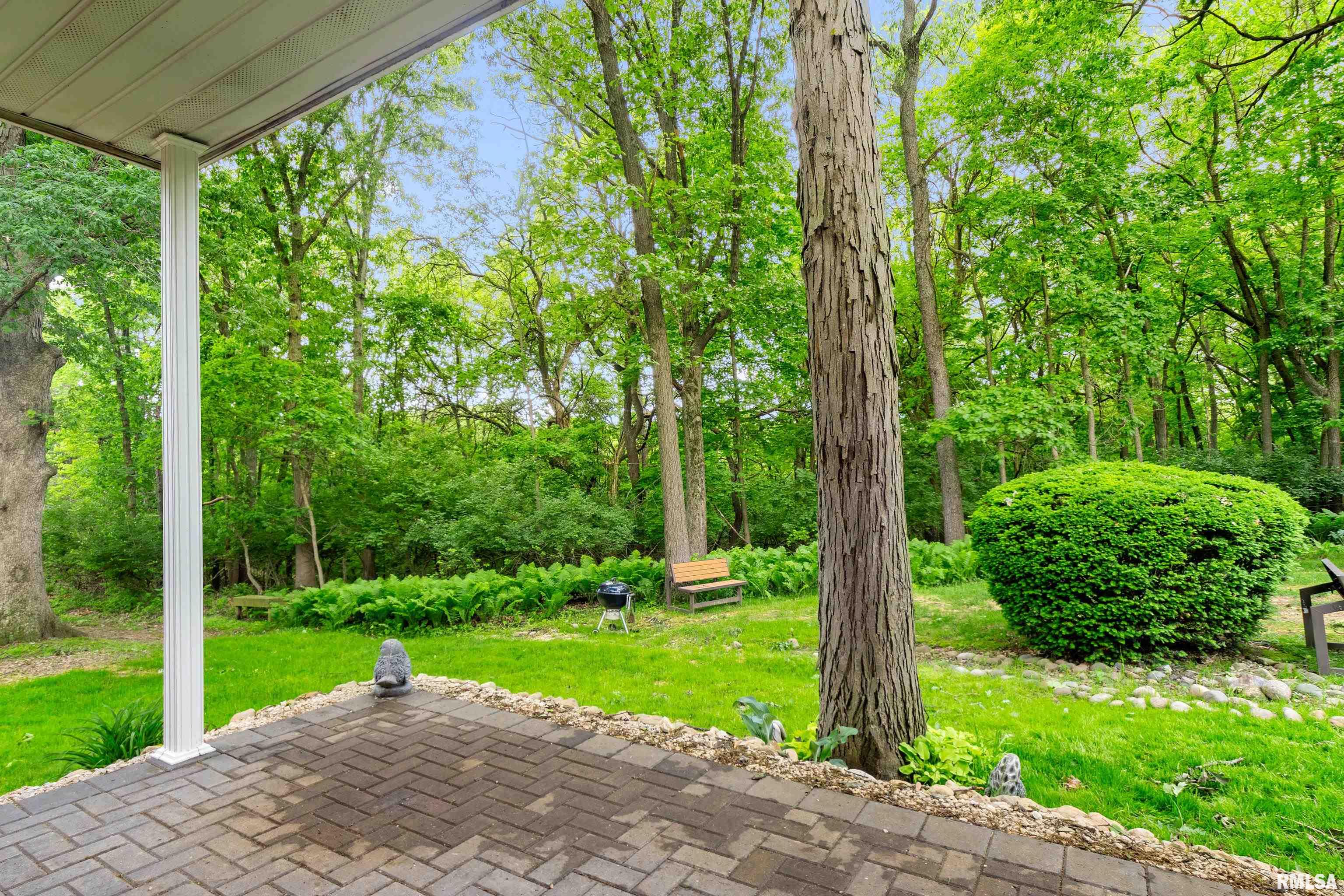 335 Country Club Drive #A, Pekin, Illinois image 5