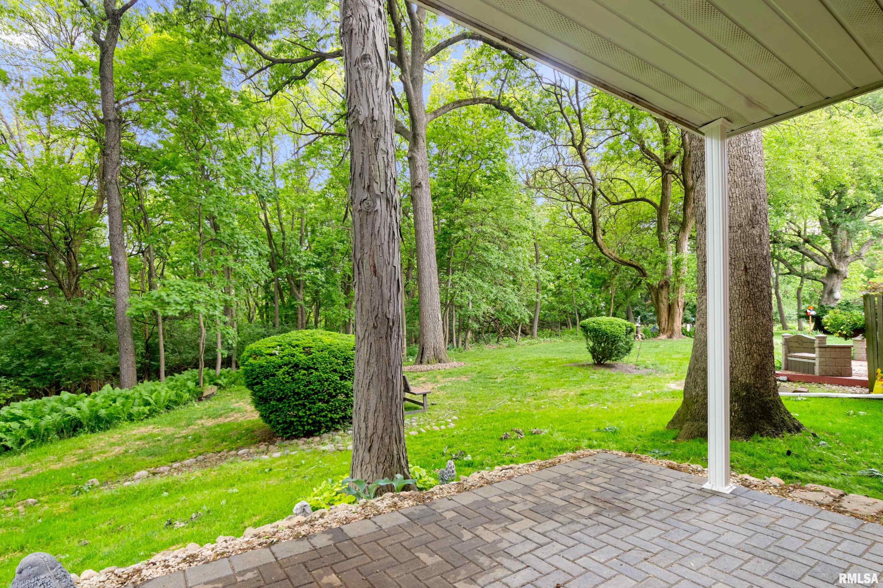 335 Country Club Drive #A, Pekin, Illinois image 6