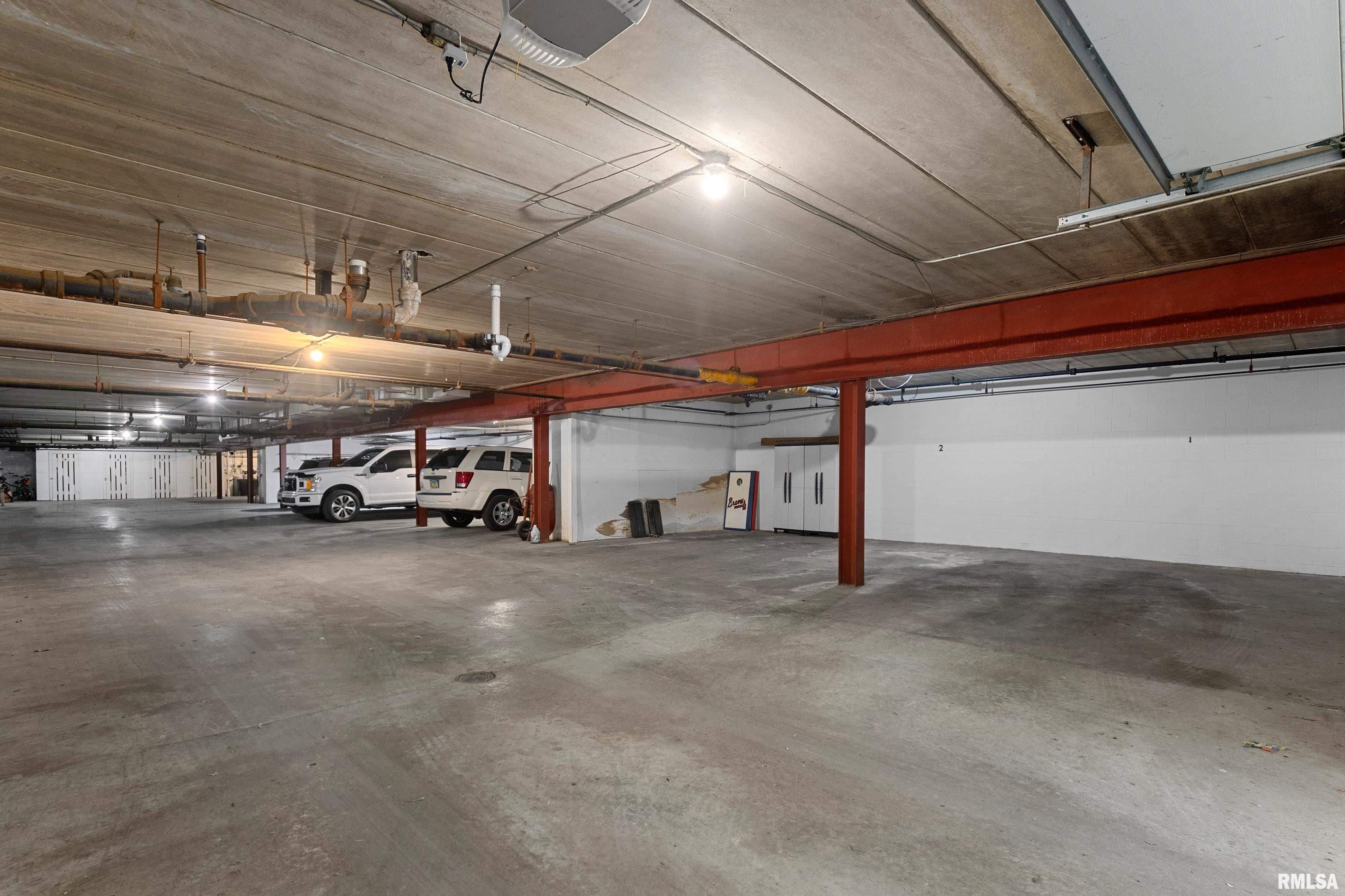 335 Country Club Drive #A, Pekin, Illinois image 29