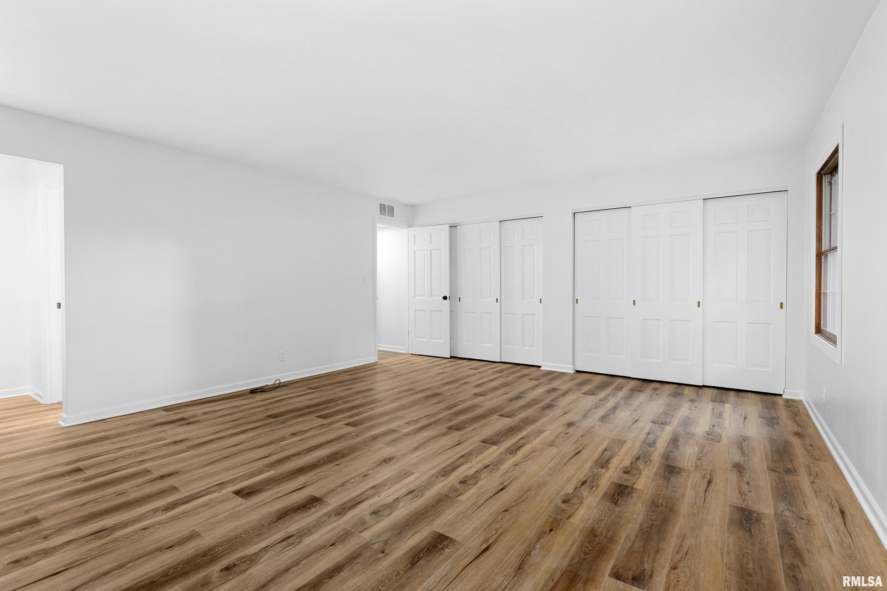 335 Country Club Drive #A, Pekin, Illinois image 25