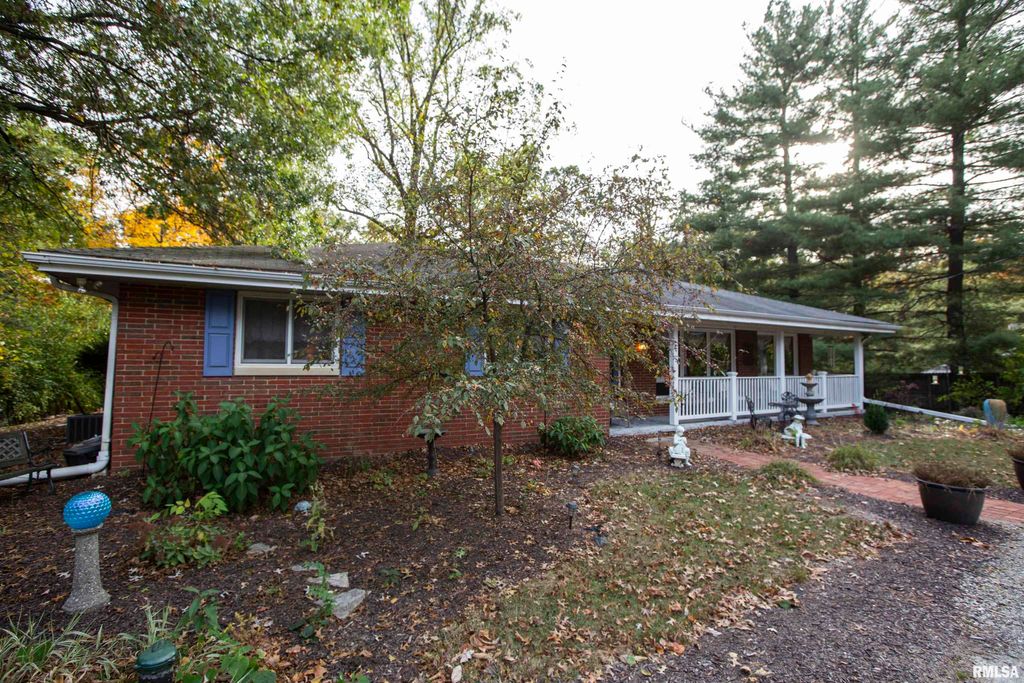 Photo of 1320 W CEDAR HILLS Drive, Dunlap, IL 61525 (MLS # PA1261970)