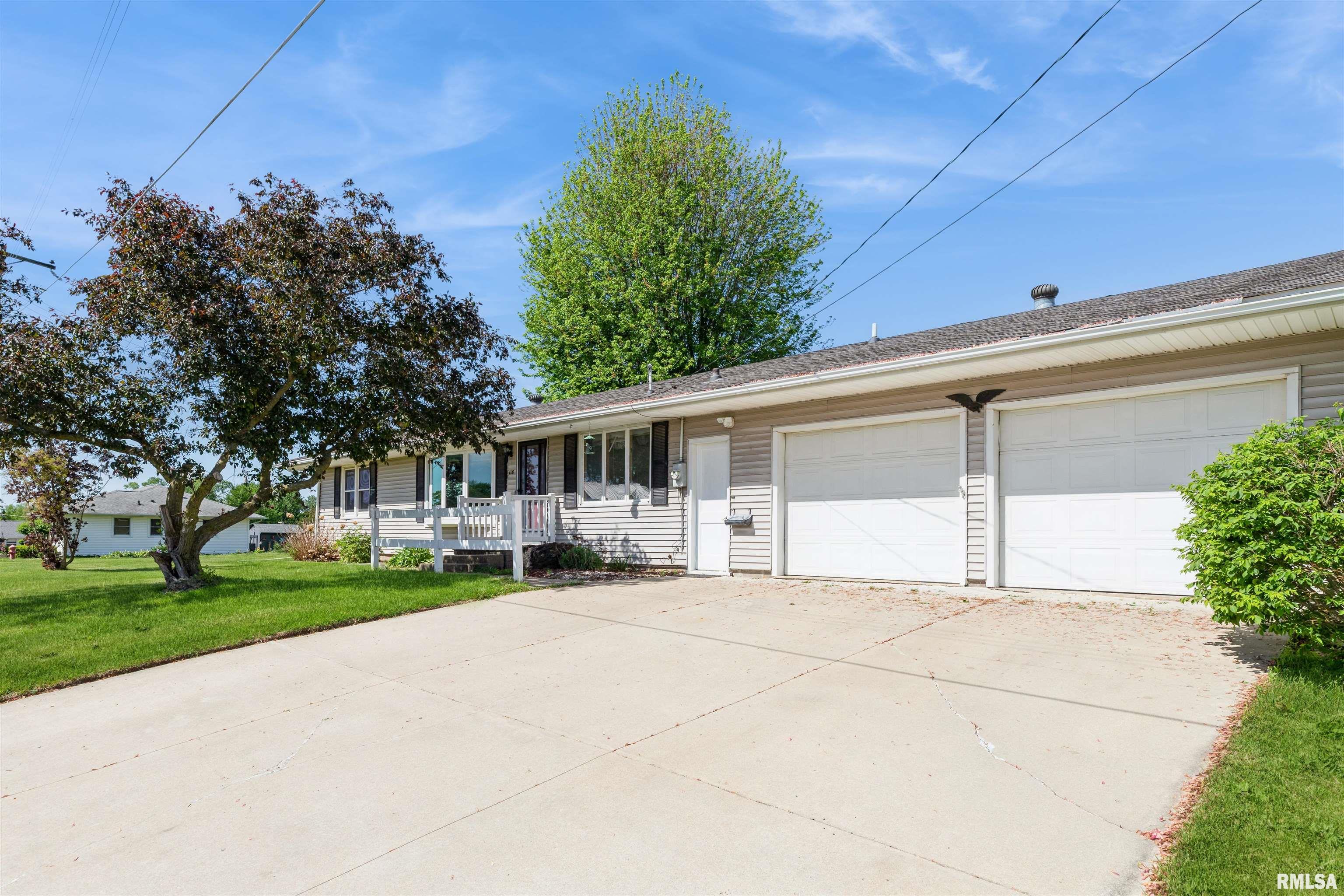 118 10th Street, Fulton, Illinois image 2