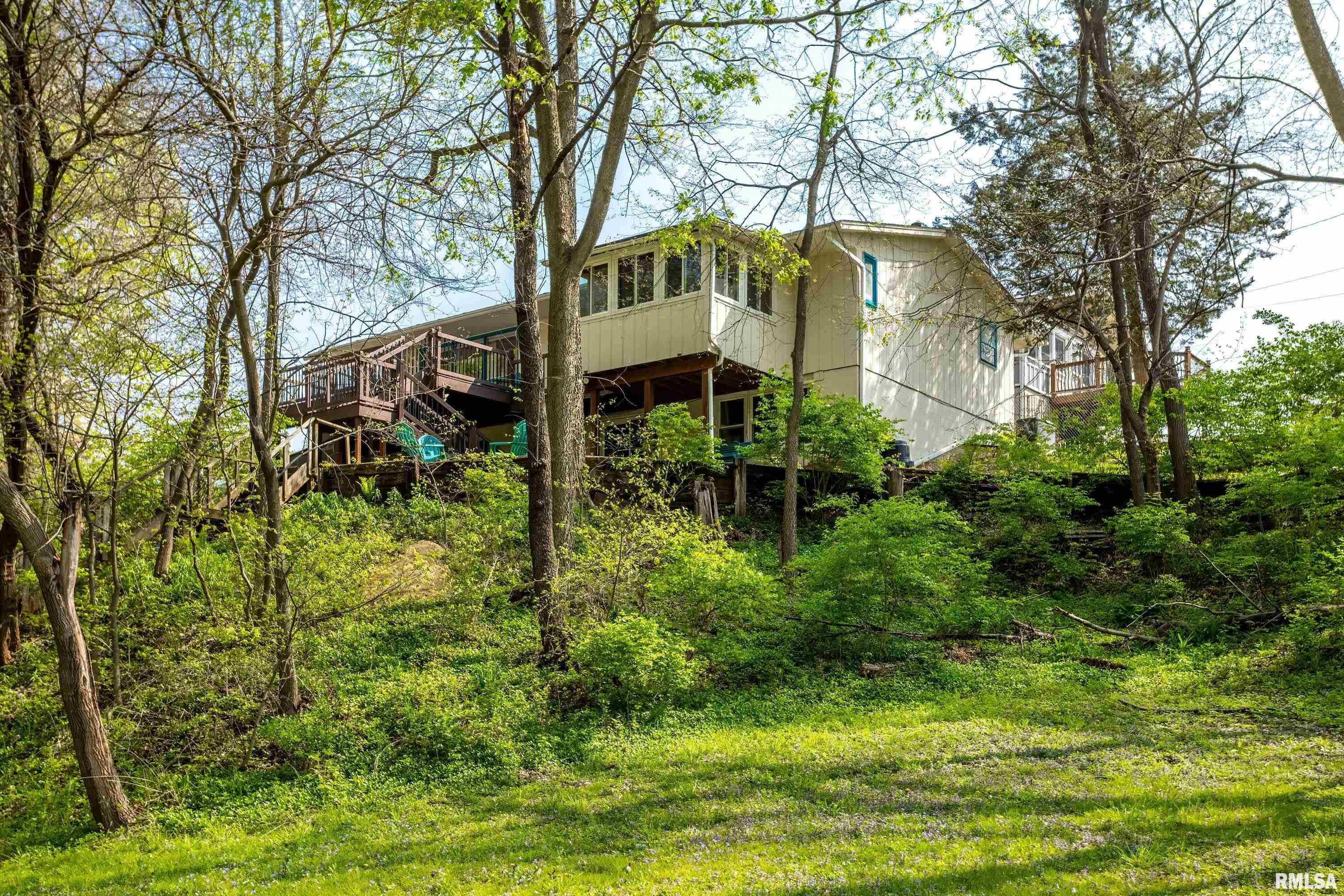 802 8th Avenue, Silvis, Illinois image 3