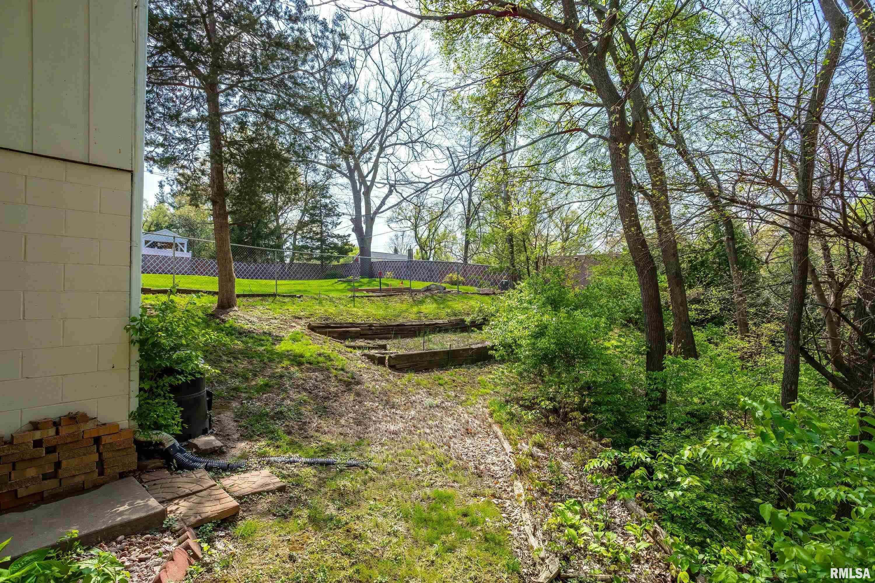 802 8th Avenue, Silvis, Illinois image 32