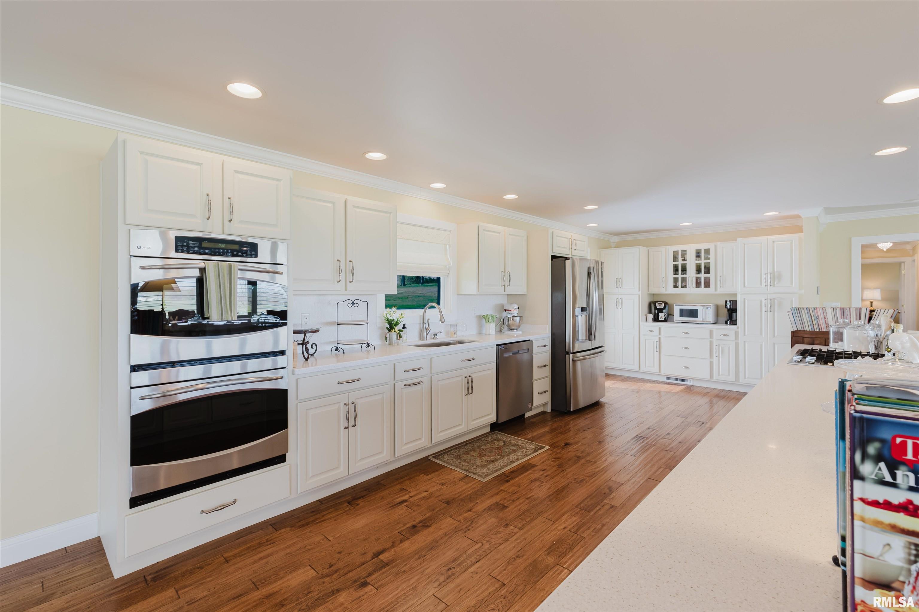 313 Country Club Lane, Harrisburg, Illinois image 15