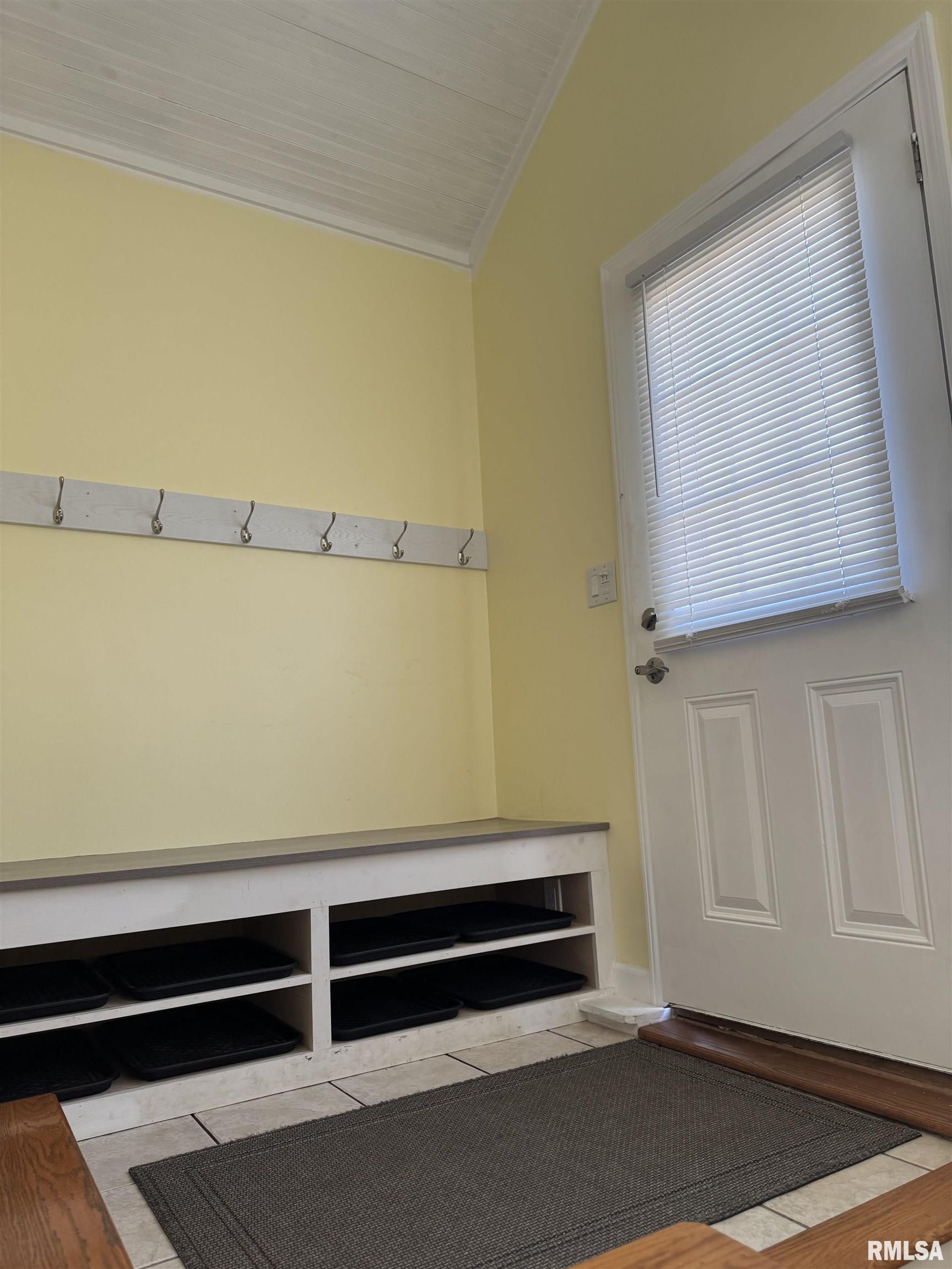 2504 Bellevue Avenue, Bettendorf, Iowa image 6