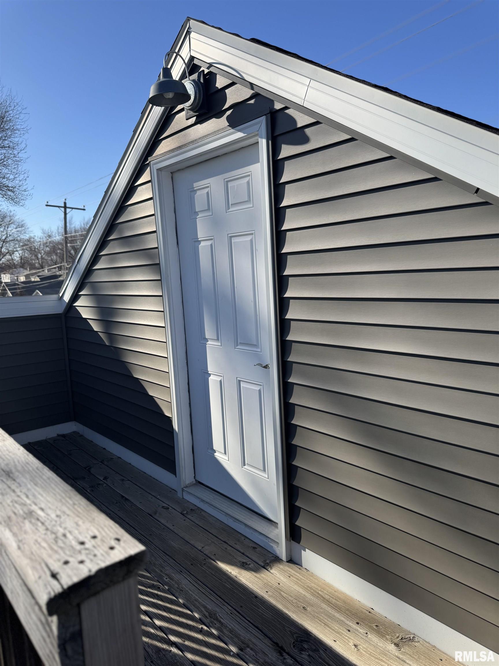2504 Bellevue Avenue, Bettendorf, Iowa image 40