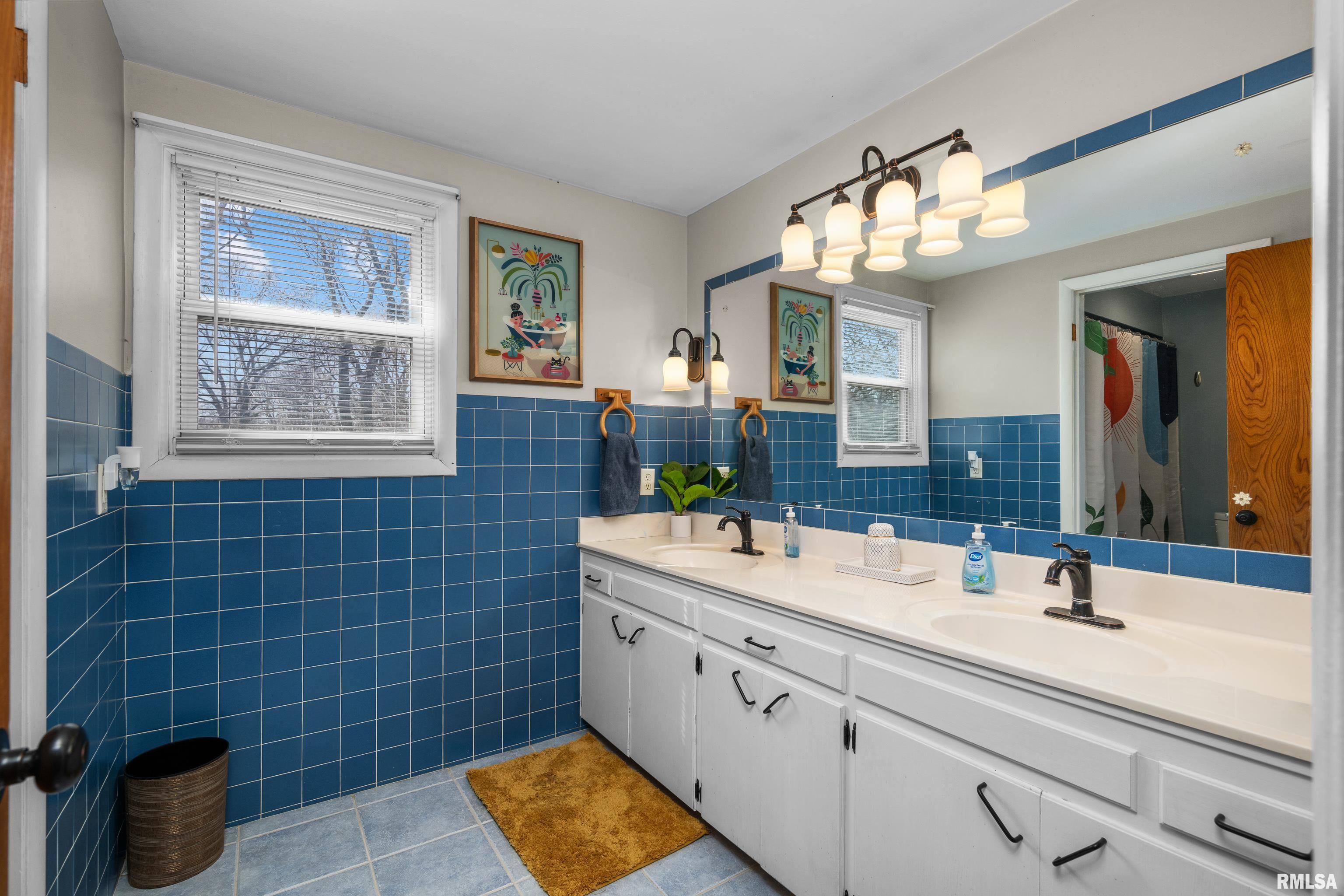2107 3rd Street B, East Moline, Illinois image 17