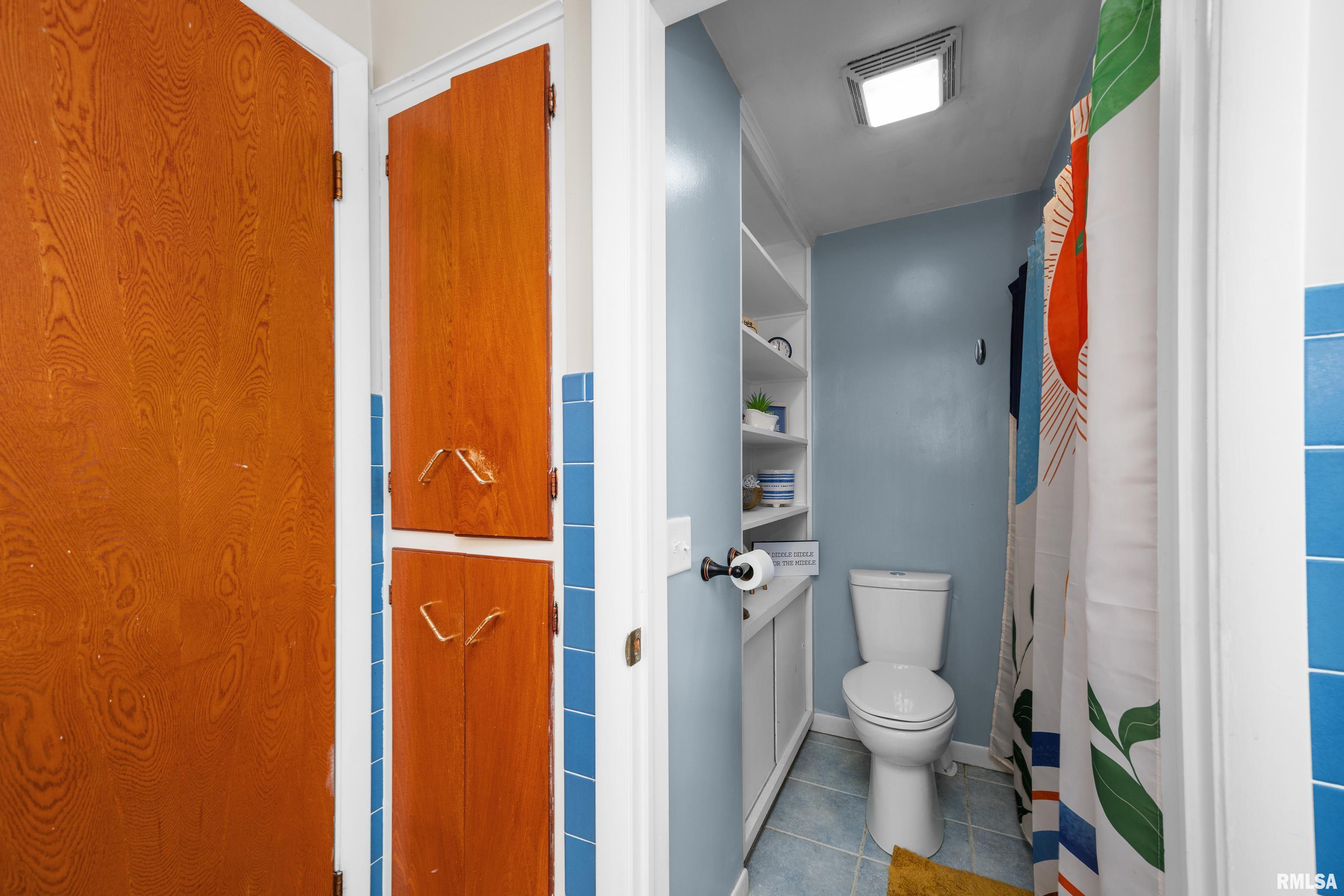 2107 3rd Street B, East Moline, Illinois image 18