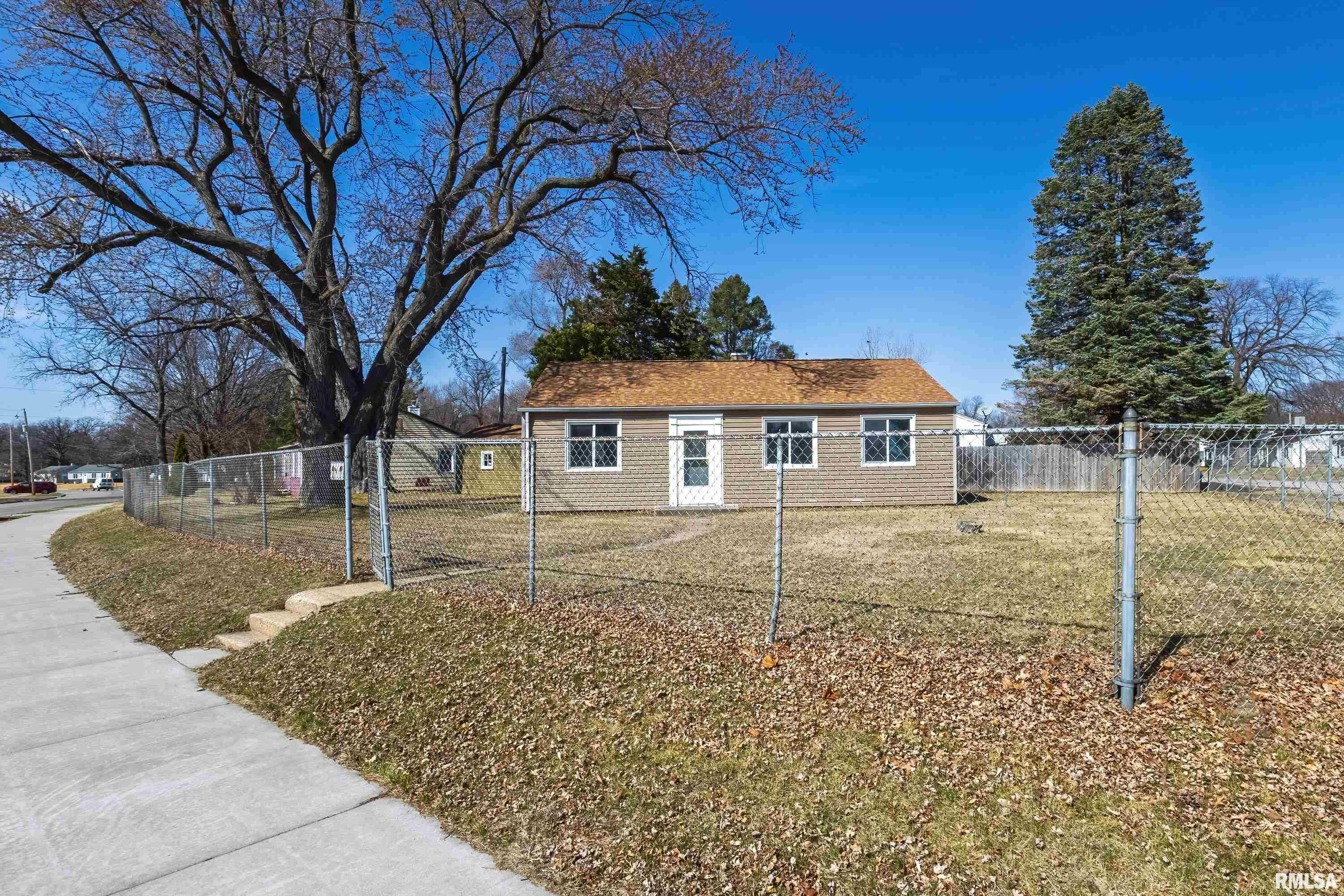 3921 10th Avenue, Moline, Illinois image 4