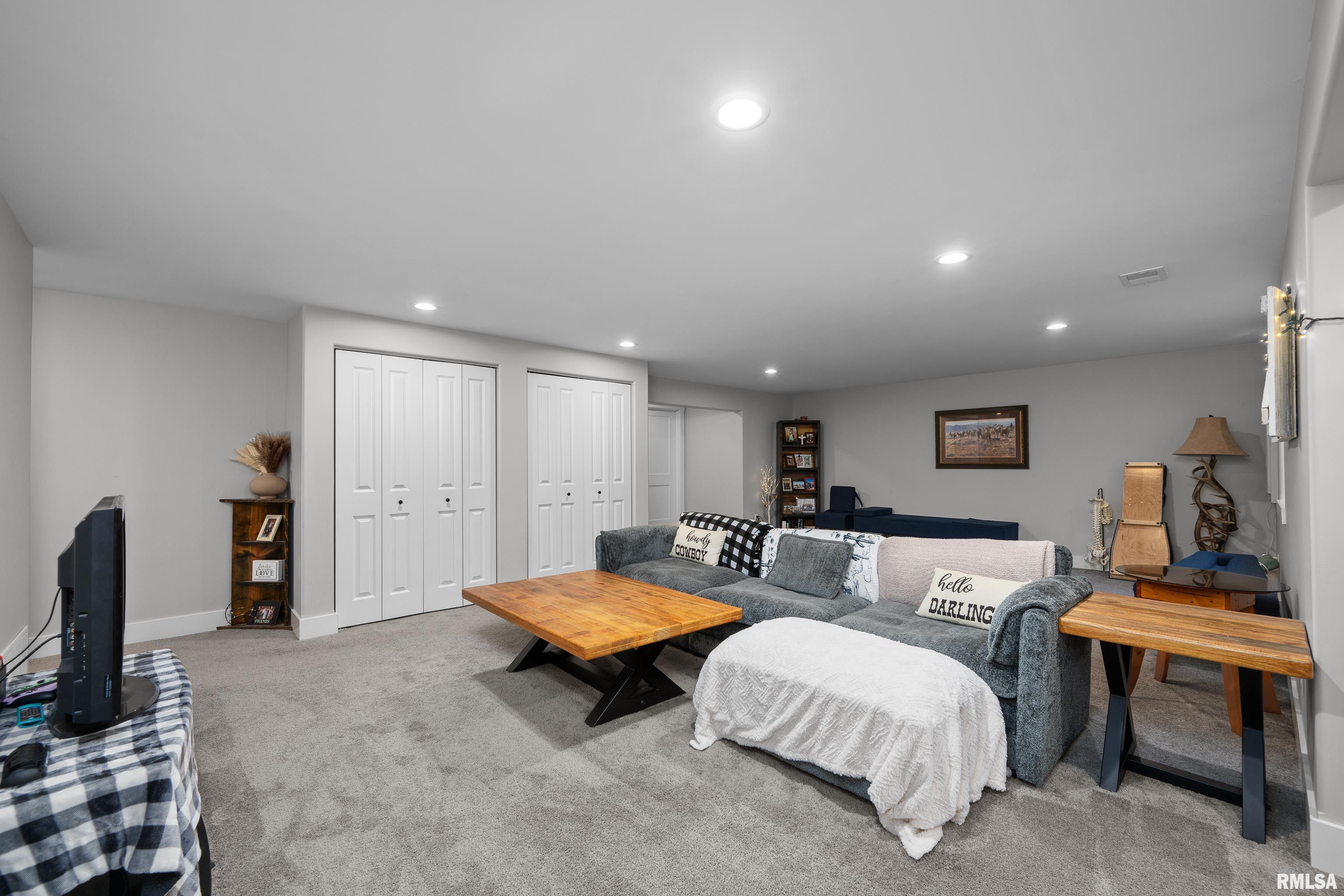 3098 Mary Leigh Drive, Bettendorf, Iowa image 32