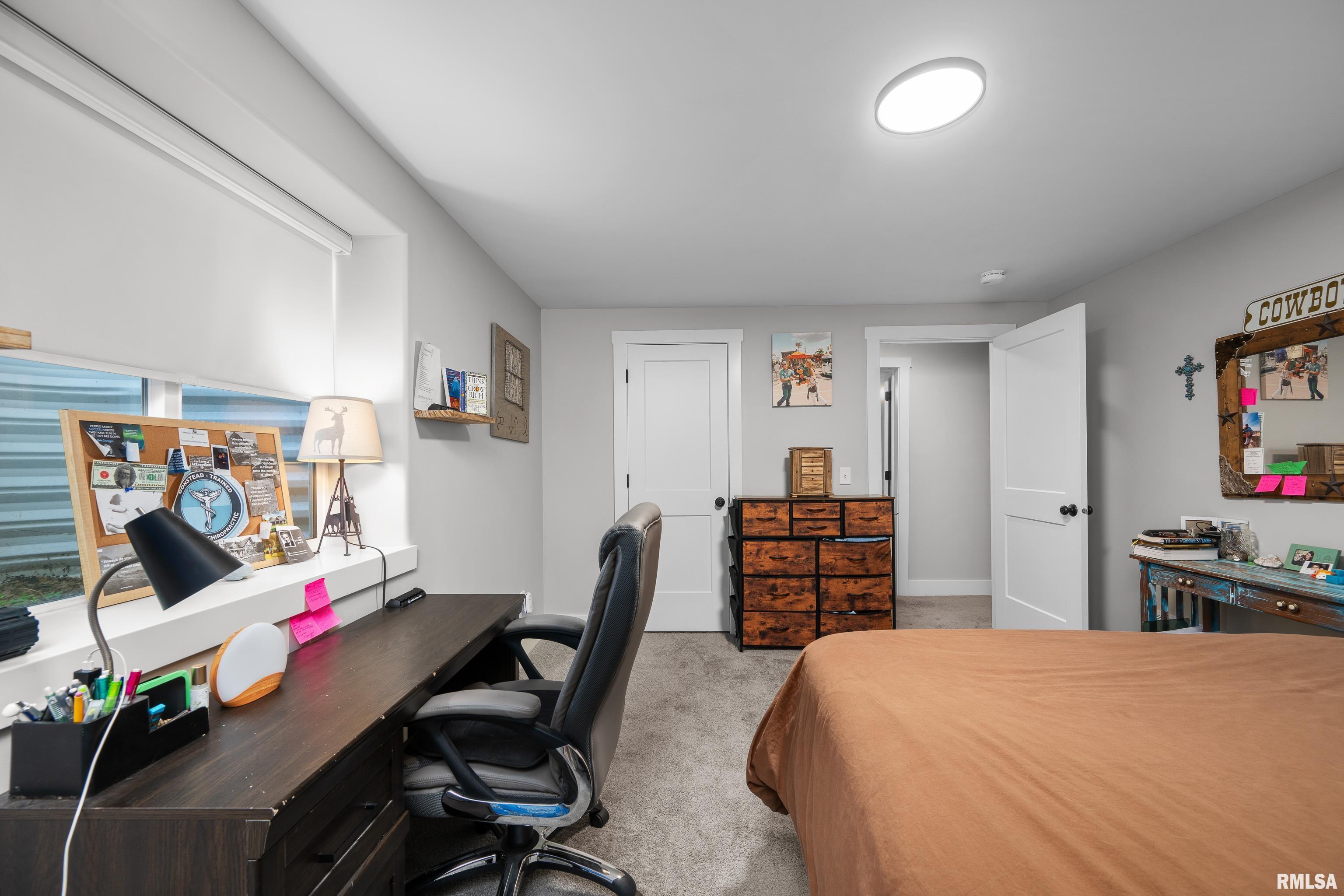 3098 Mary Leigh Drive, Bettendorf, Iowa image 37
