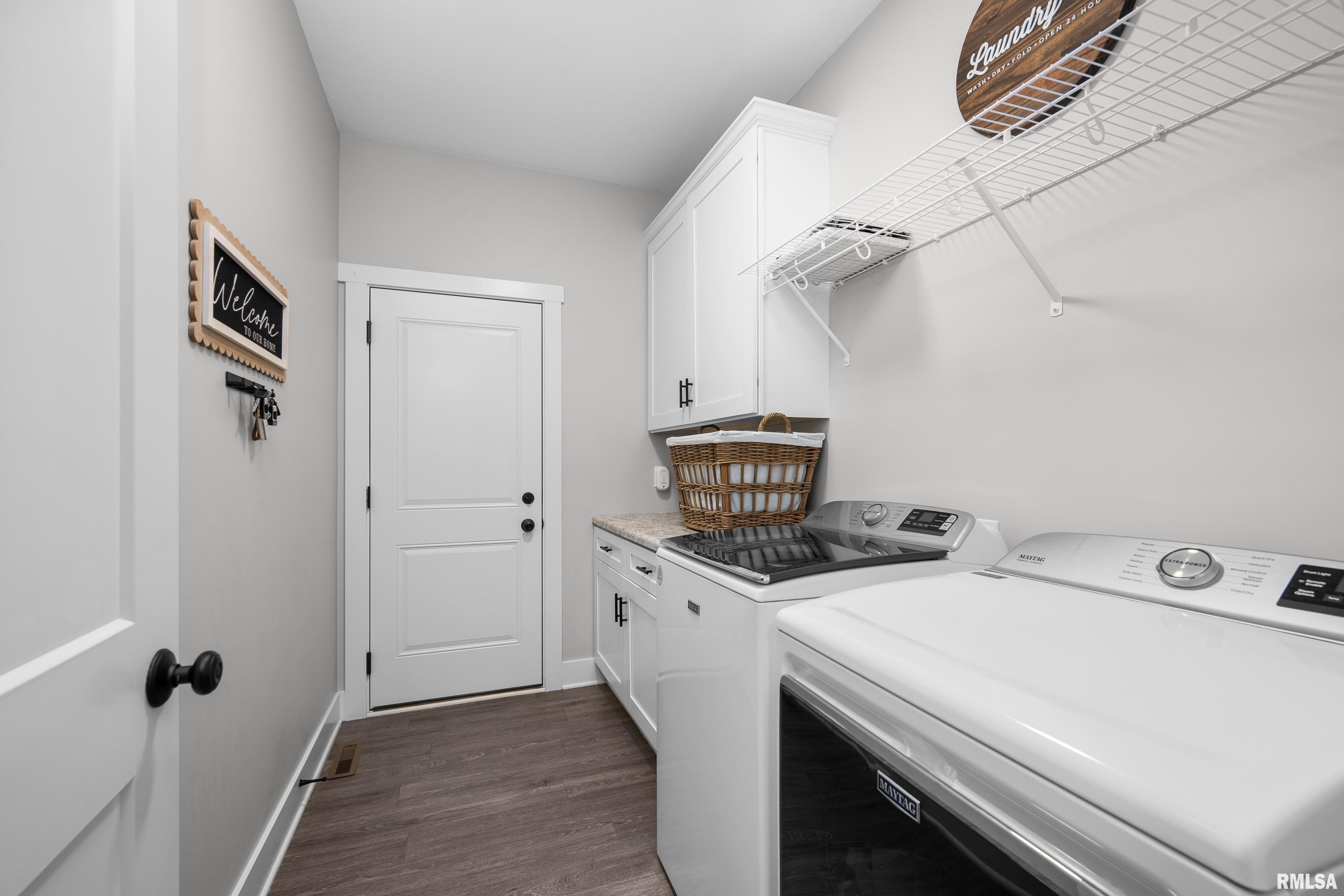 3098 Mary Leigh Drive, Bettendorf, Iowa image 28