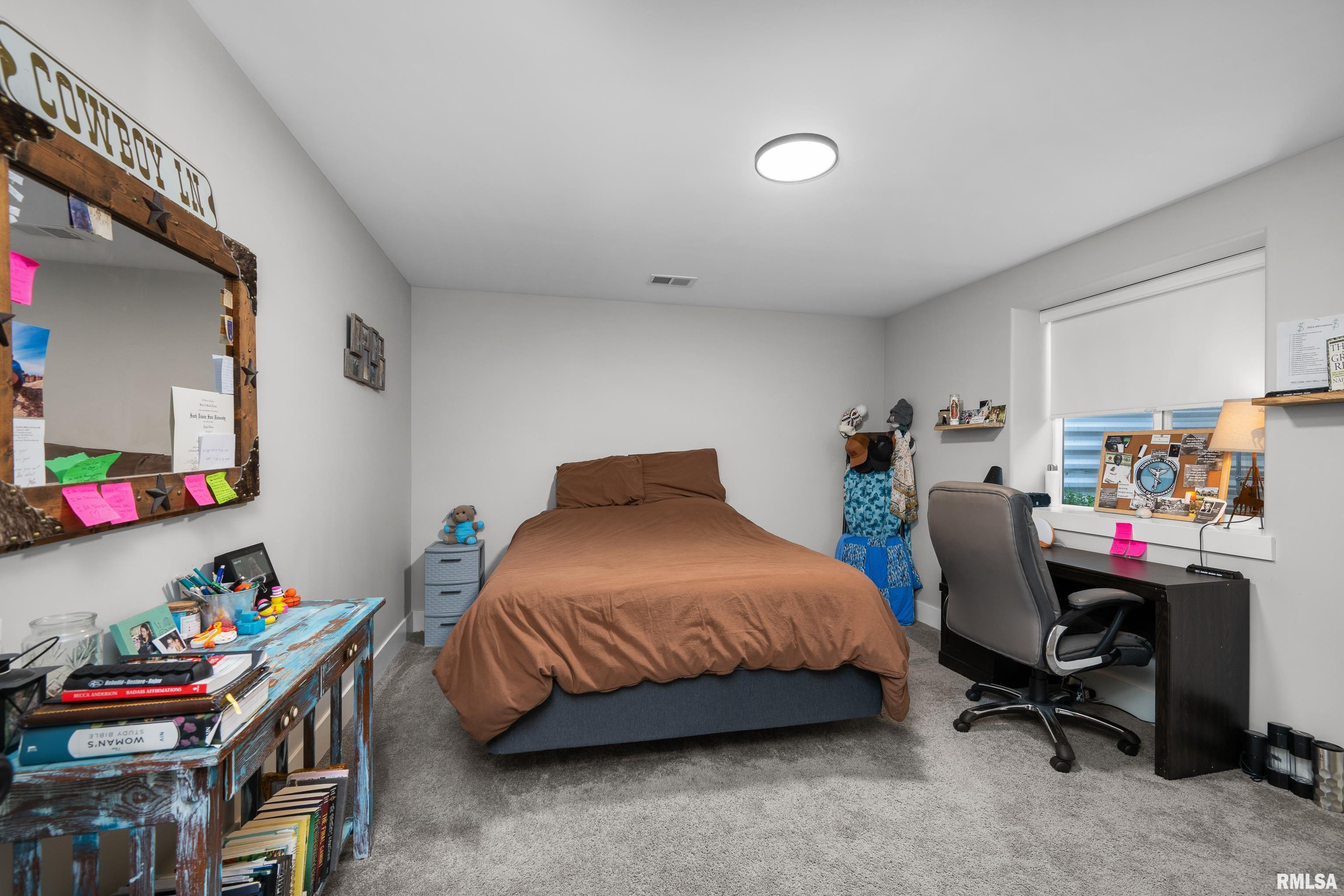 3098 Mary Leigh Drive, Bettendorf, Iowa image 36