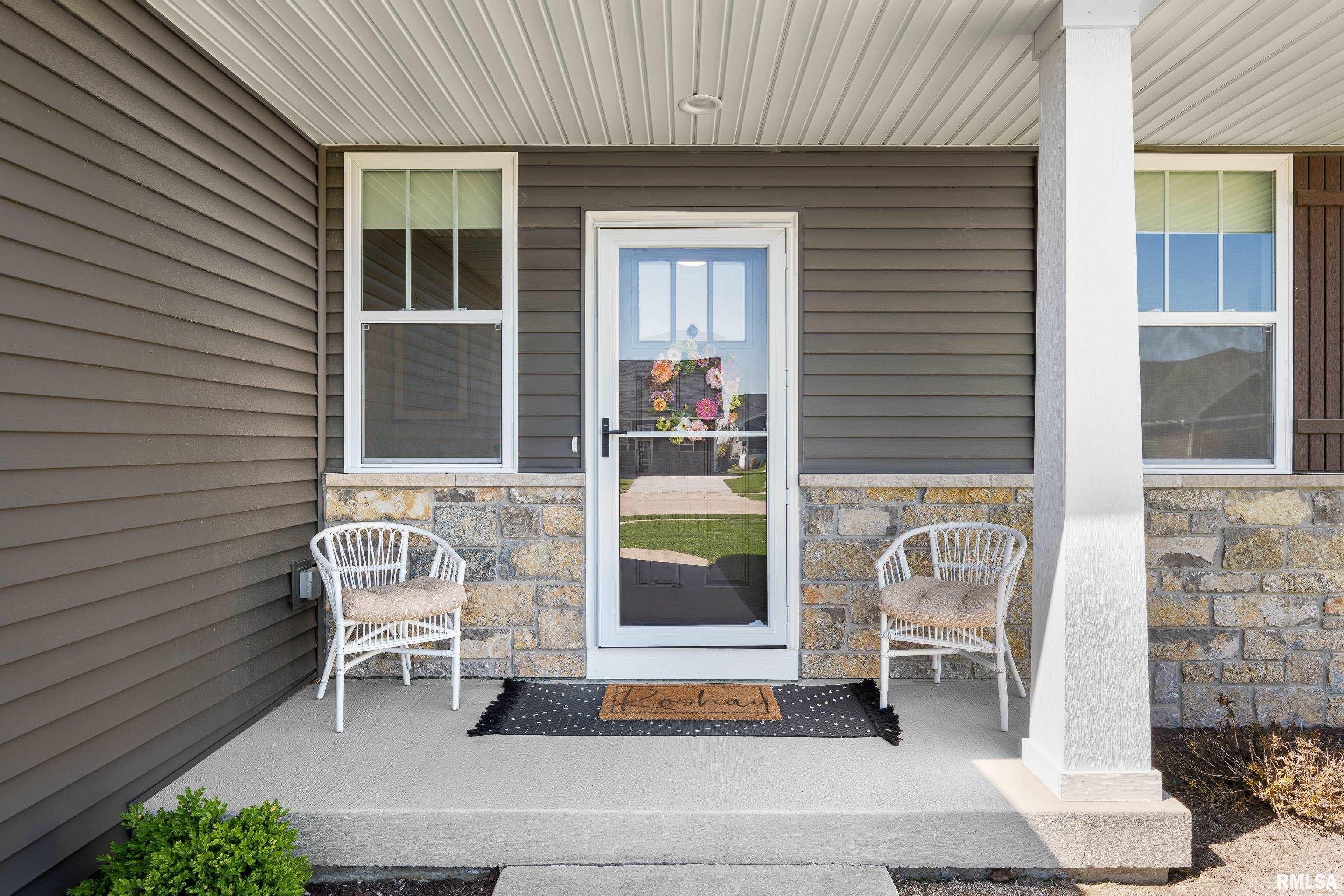 3098 Mary Leigh Drive, Bettendorf, Iowa image 3