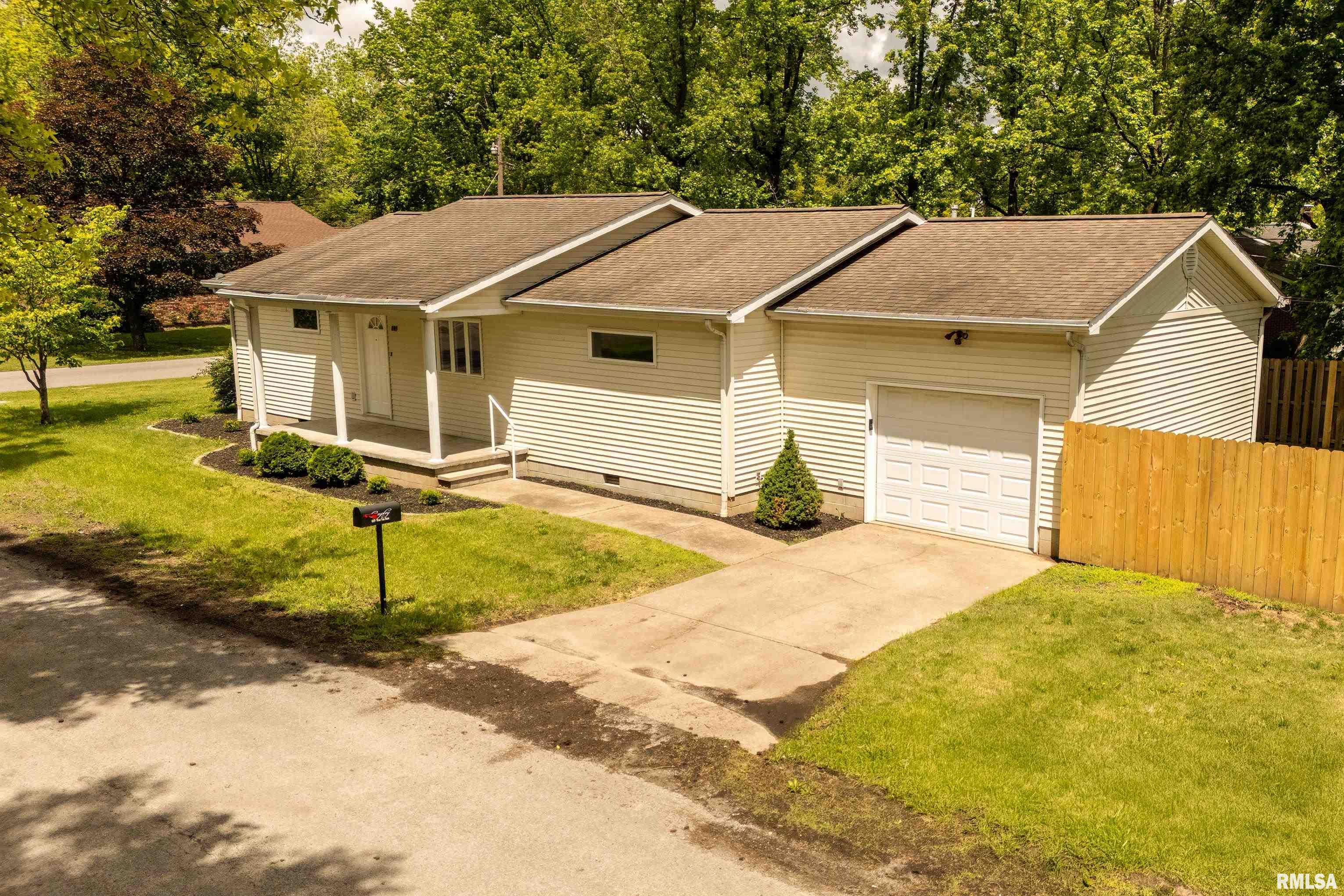 609 W Van Buren Street, Herrin, Illinois image 31