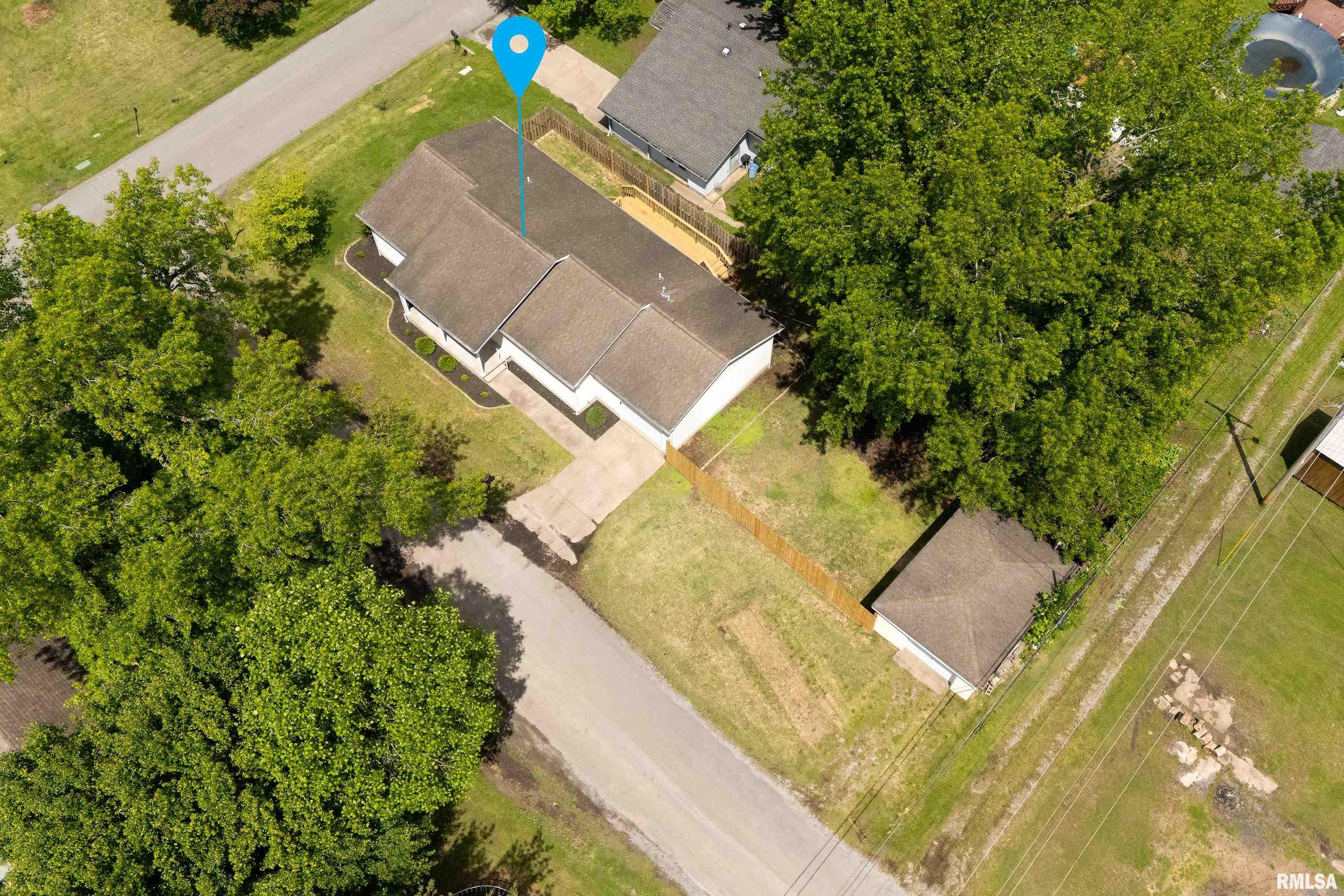 609 W Van Buren Street, Herrin, Illinois image 28