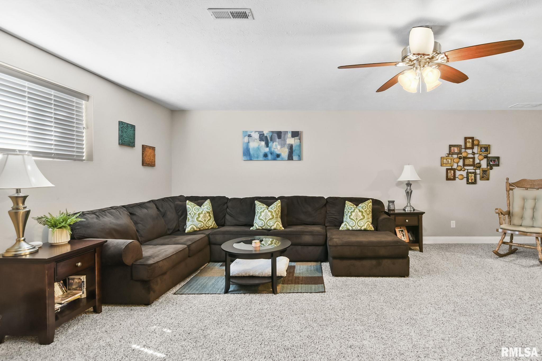1065 Harrow Drive, Sherman, Illinois image 31