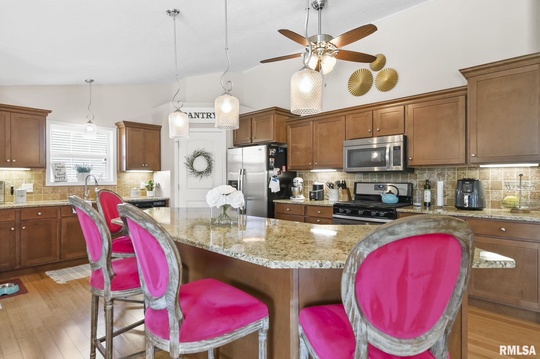 1065 Harrow Drive, Sherman, Illinois image 17